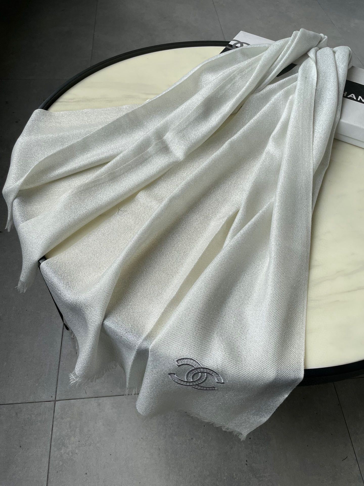 SCARF 210 CM IN IVORY WHITE CASHMERE  402210 mysite