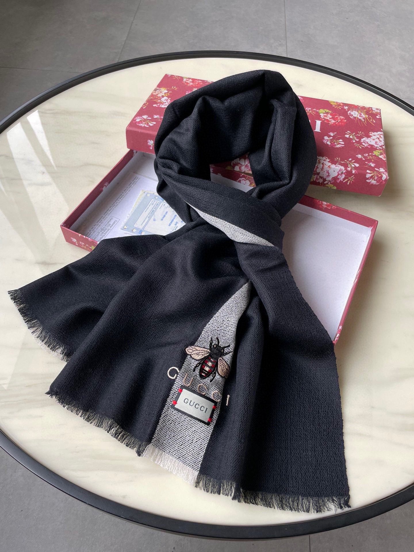 SCARF 200 CM IN BLACK MIX LIGHT GRAY CASHMERE WITH EMBROIDERED BEE 407515 mysite