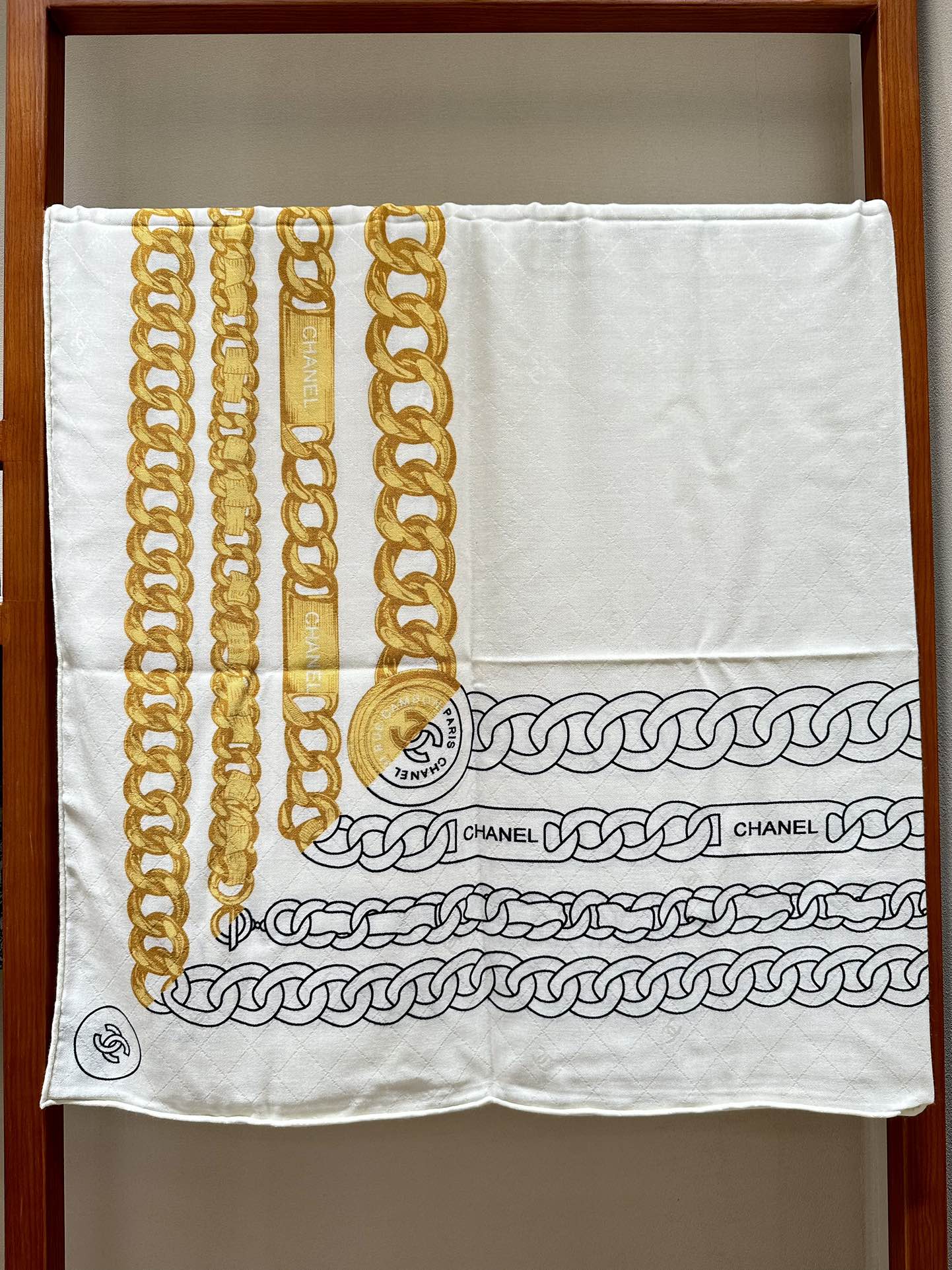 SQUARE SCARF 140 CM IN WHITE MIX GOLD SILK 403988 mysite
