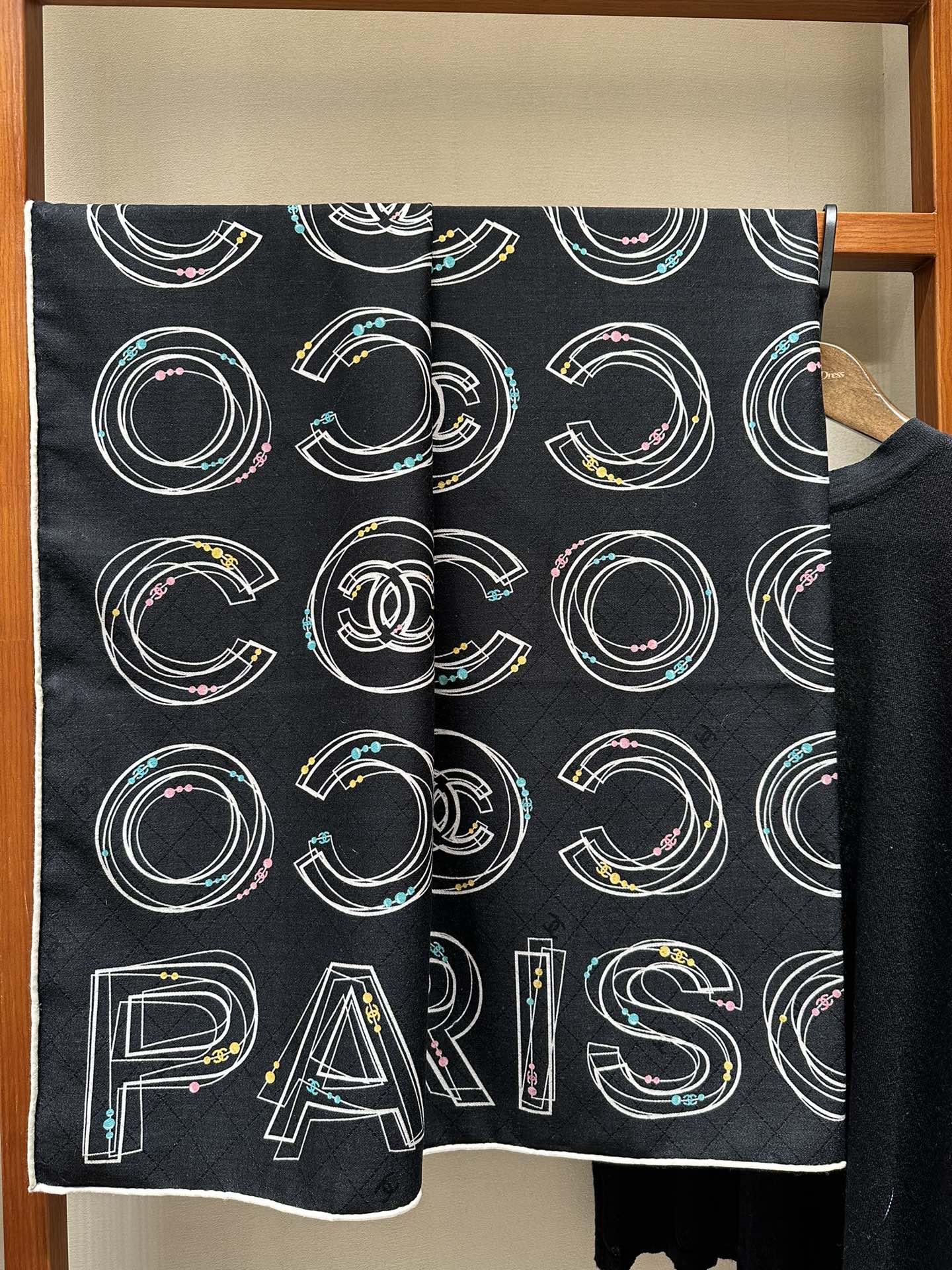 SQUARE SCARF 140 CM IN BLACK MONOGRAM SILK 403990 mysite