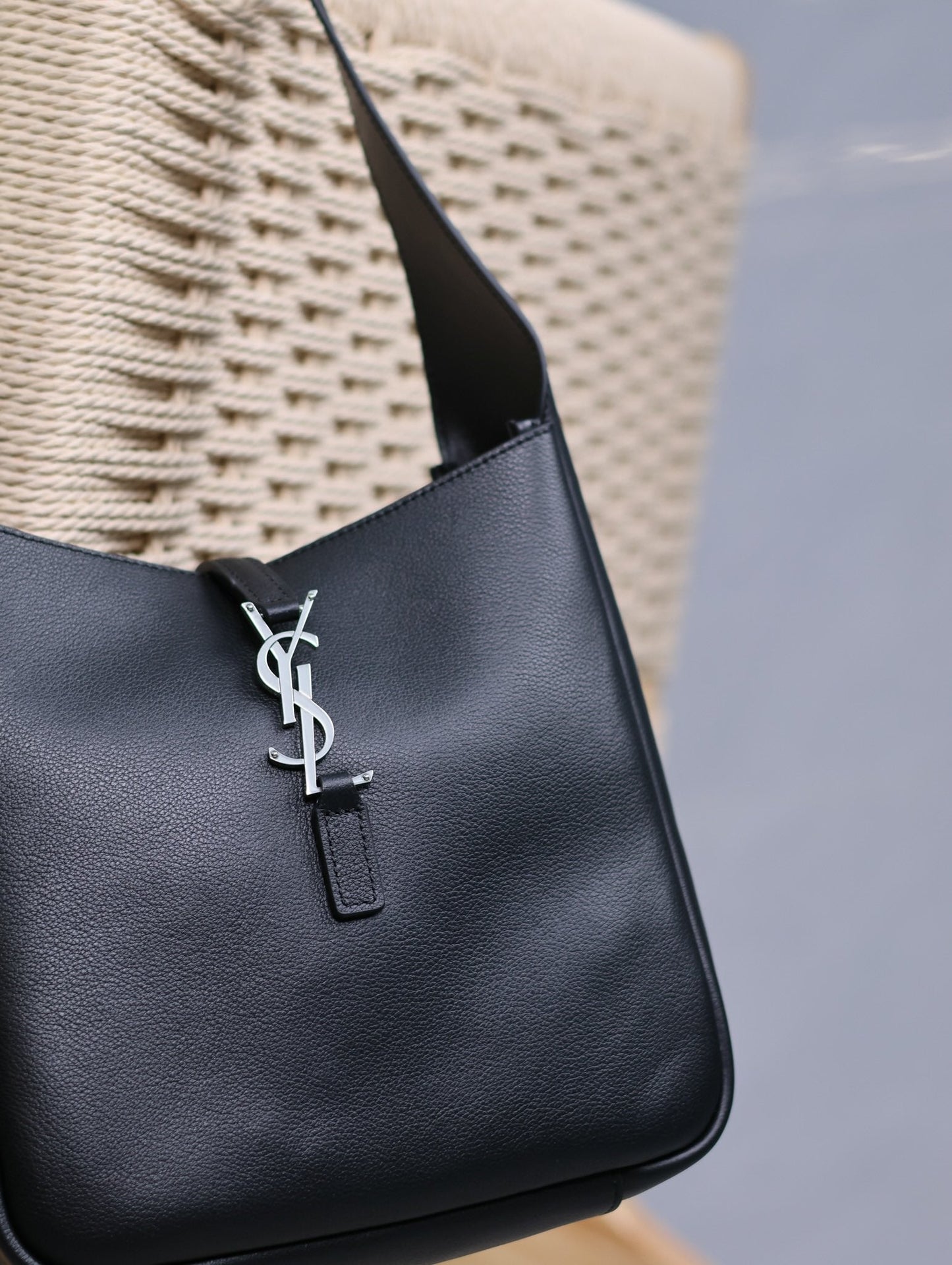 le 5a7 small 23cm black calfskin silver hardware mysite