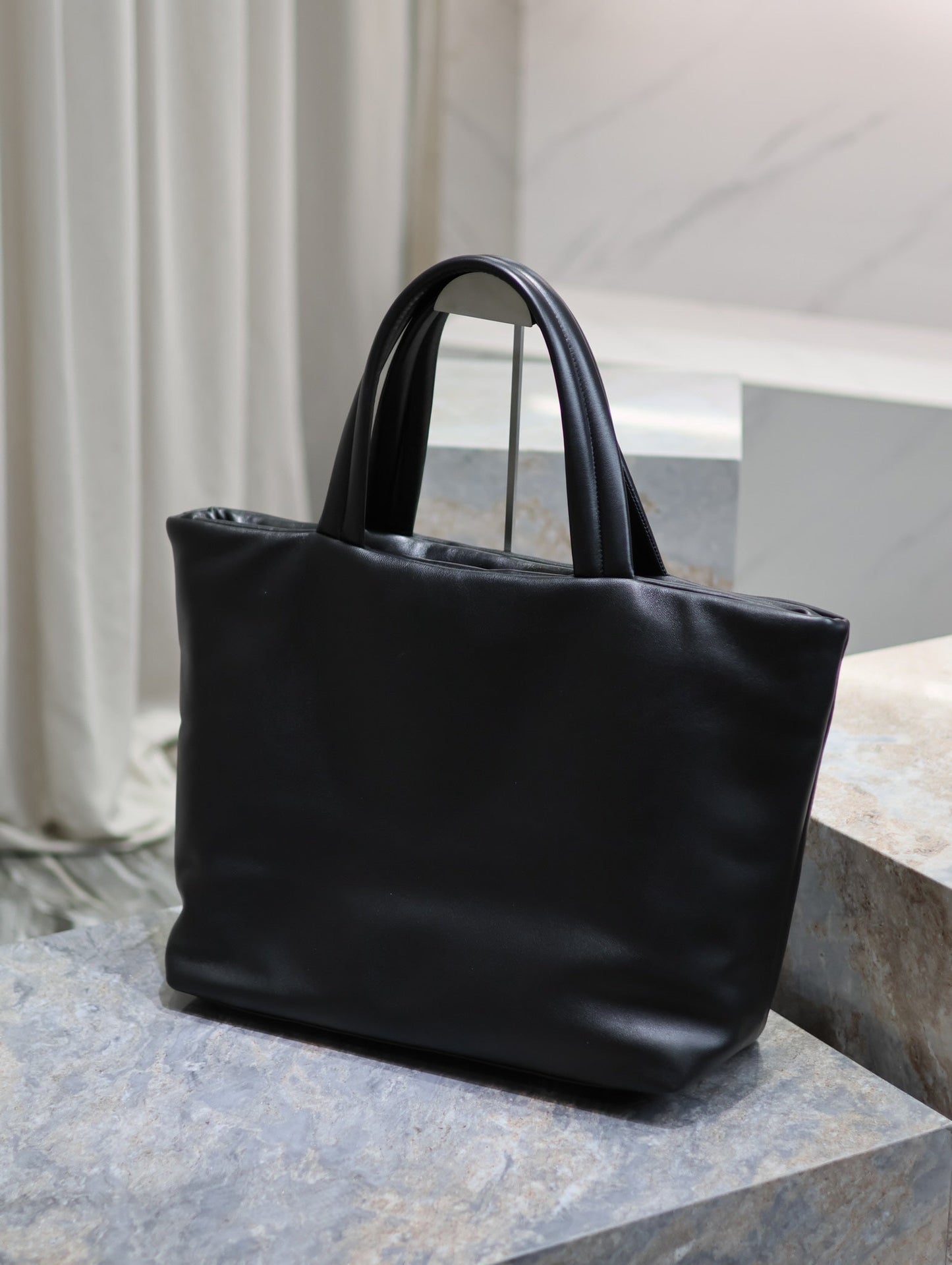 TOTE BAG 50 IN BLACK CALFSKIN WITH EMBOSSED LOGO mysite