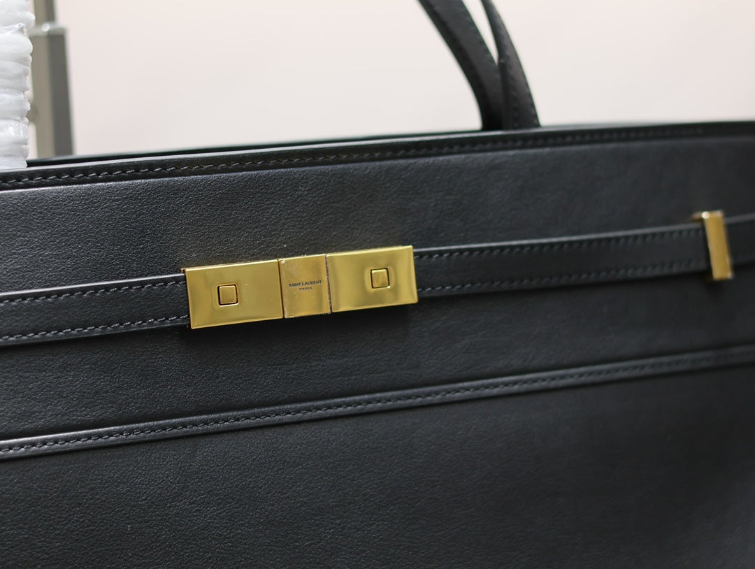 MANHATTAN SHOPPING BAG 40 IN BLACK SMOOTH LAMBSKIN GOLD BUCKLE mysite