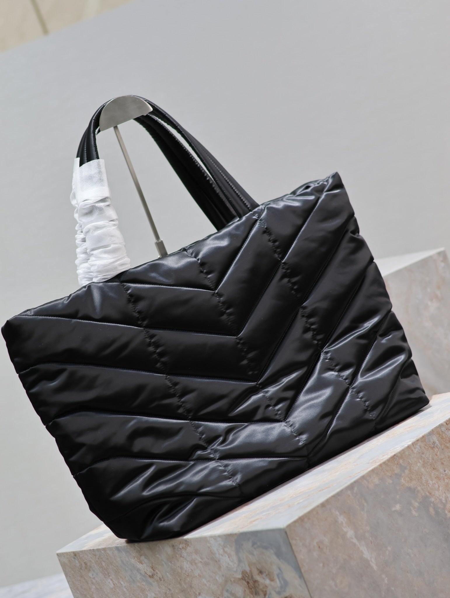 PUFFER LARGE TOTE BAG 57 IN BLACK SILK mysite