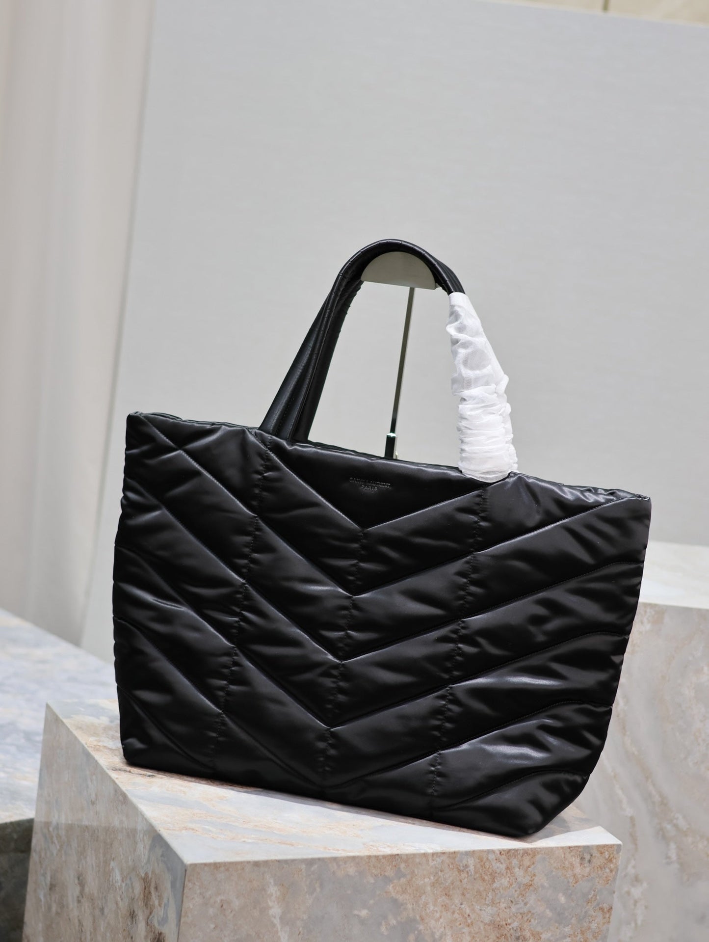 PUFFER LARGE TOTE BAG 57 IN BLACK SILK mysite