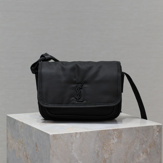 NIKI BABY 22 IN BLACK NYLON mysite