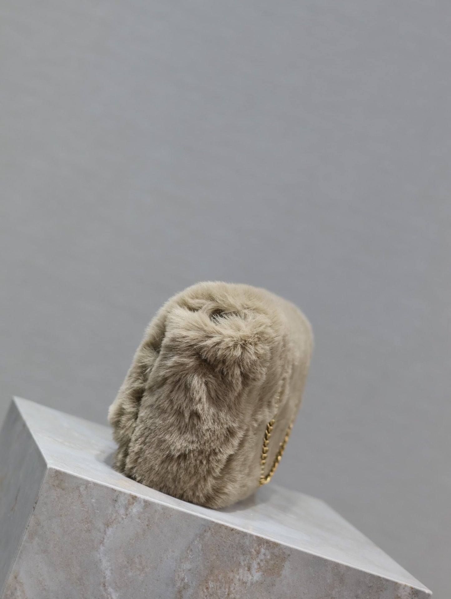 KATE SMALL BAG 22 IN ECRU BEIGE RABBIT FUR GOLD CHAIN mysite