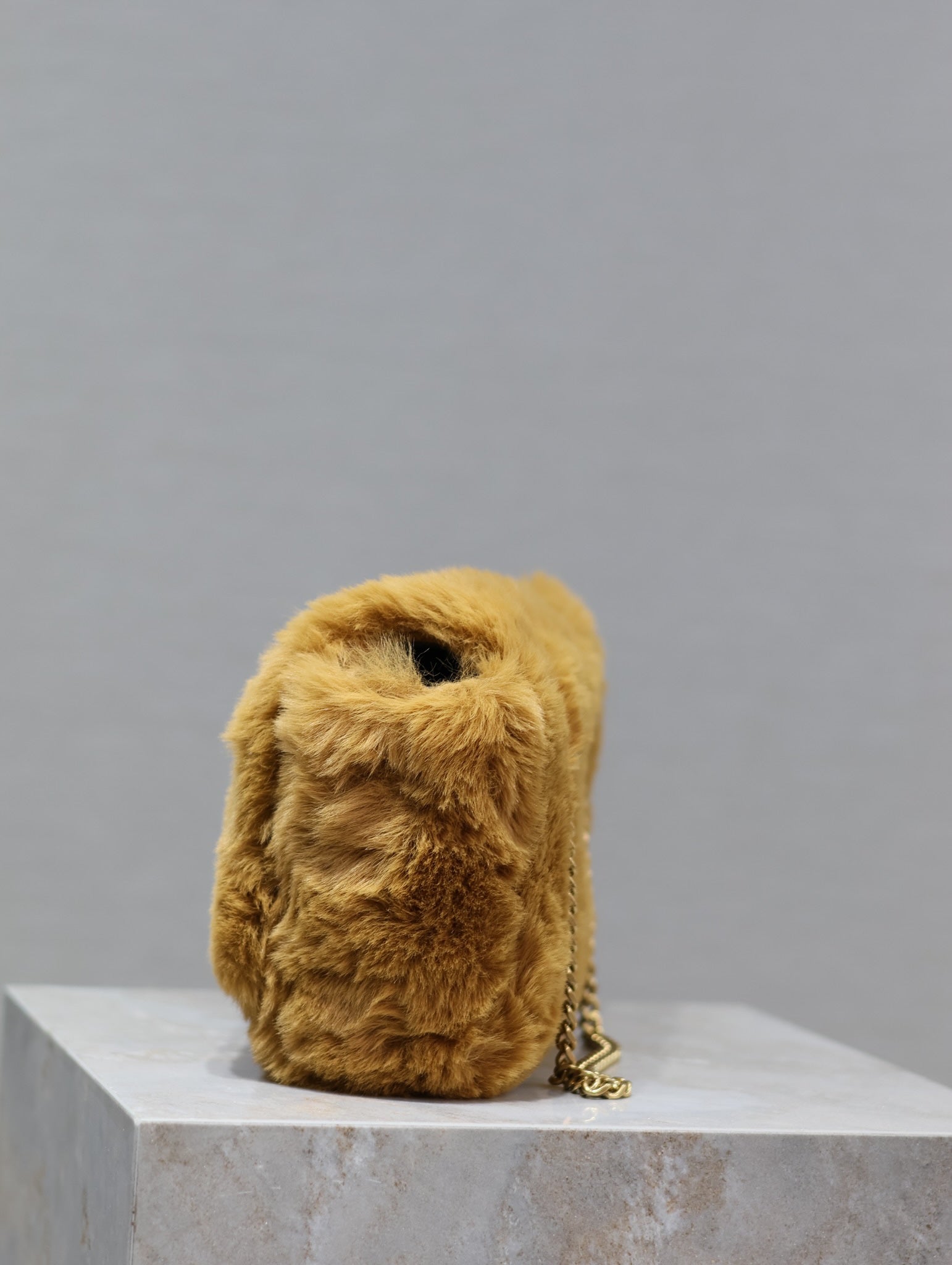KATE SMALL BAG 22 IN PEANUT BROWN RABBIT FUR GOLD CHAIN mysite