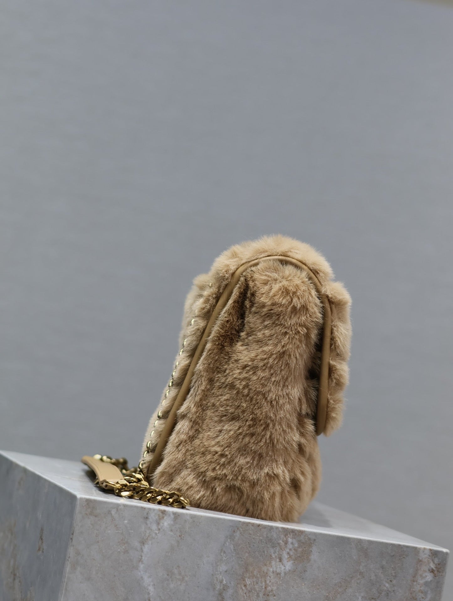 NIKI MEDIUM 28 IN DARK BEIGE RABBIT FUR mysite