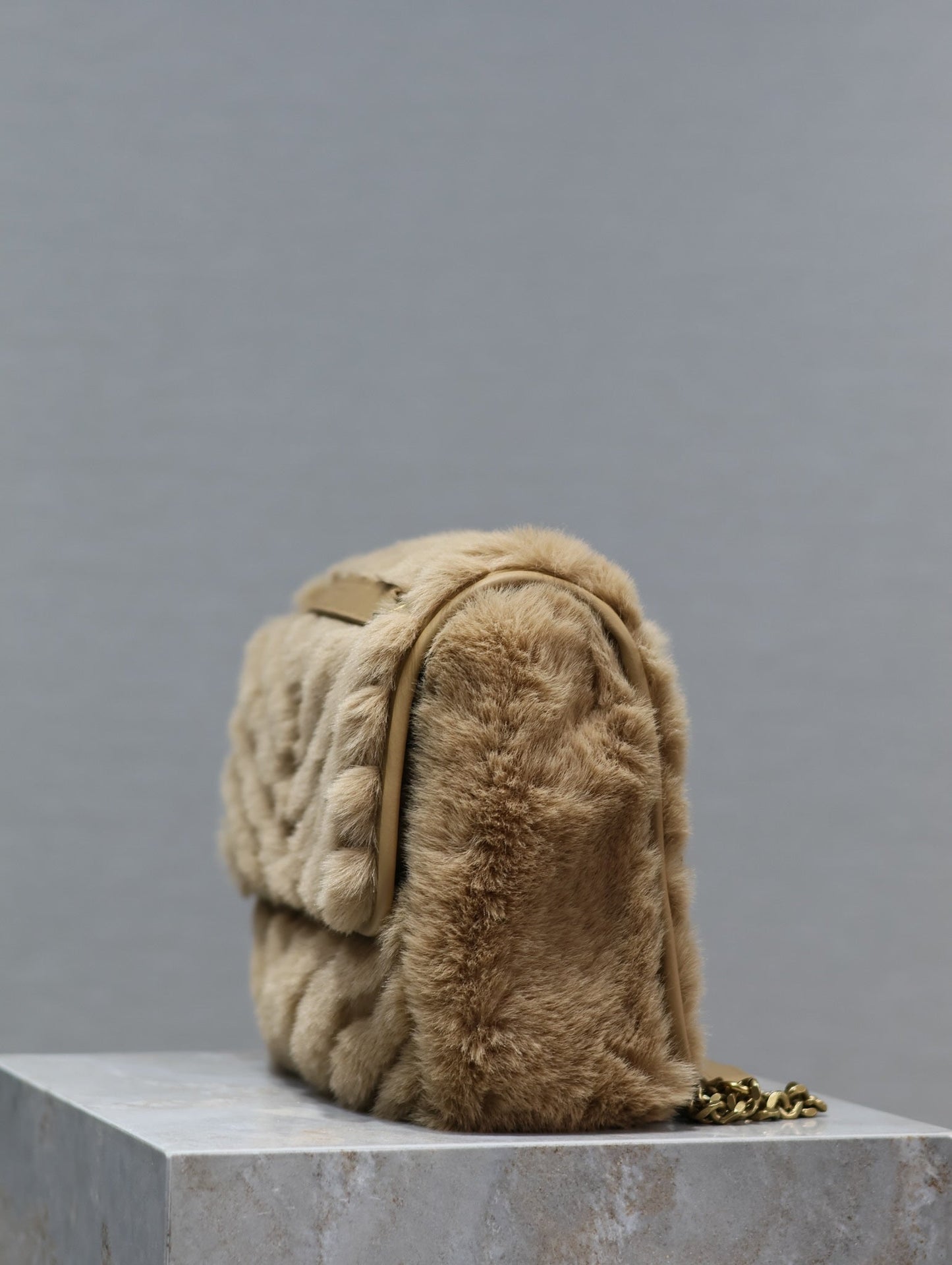 NIKI MEDIUM 28 IN DARK BEIGE RABBIT FUR mysite