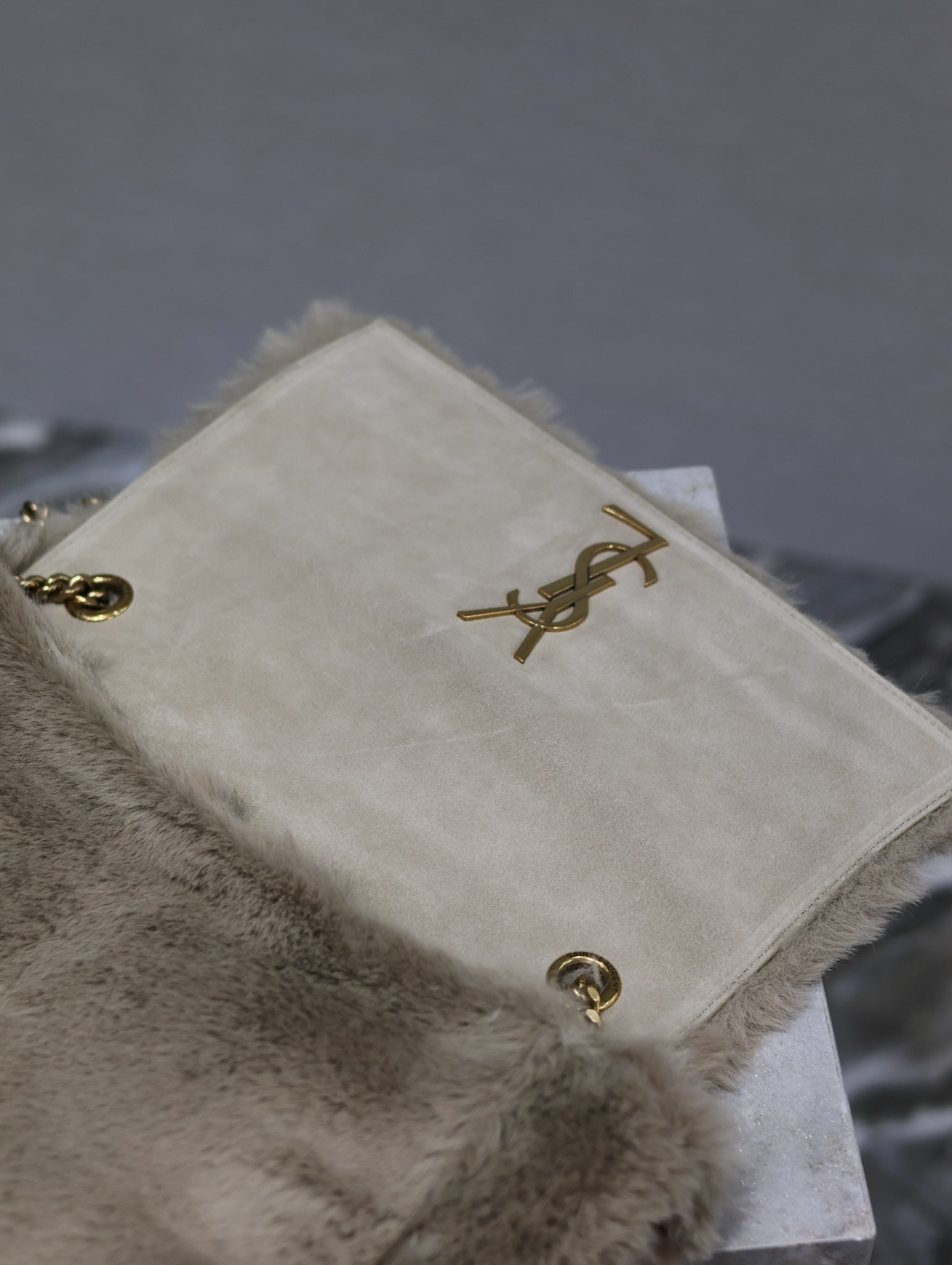 KATE FLAP BAG 28 IN ECRU BEIGE RABBIT FUR GOLD CHAIN mysite