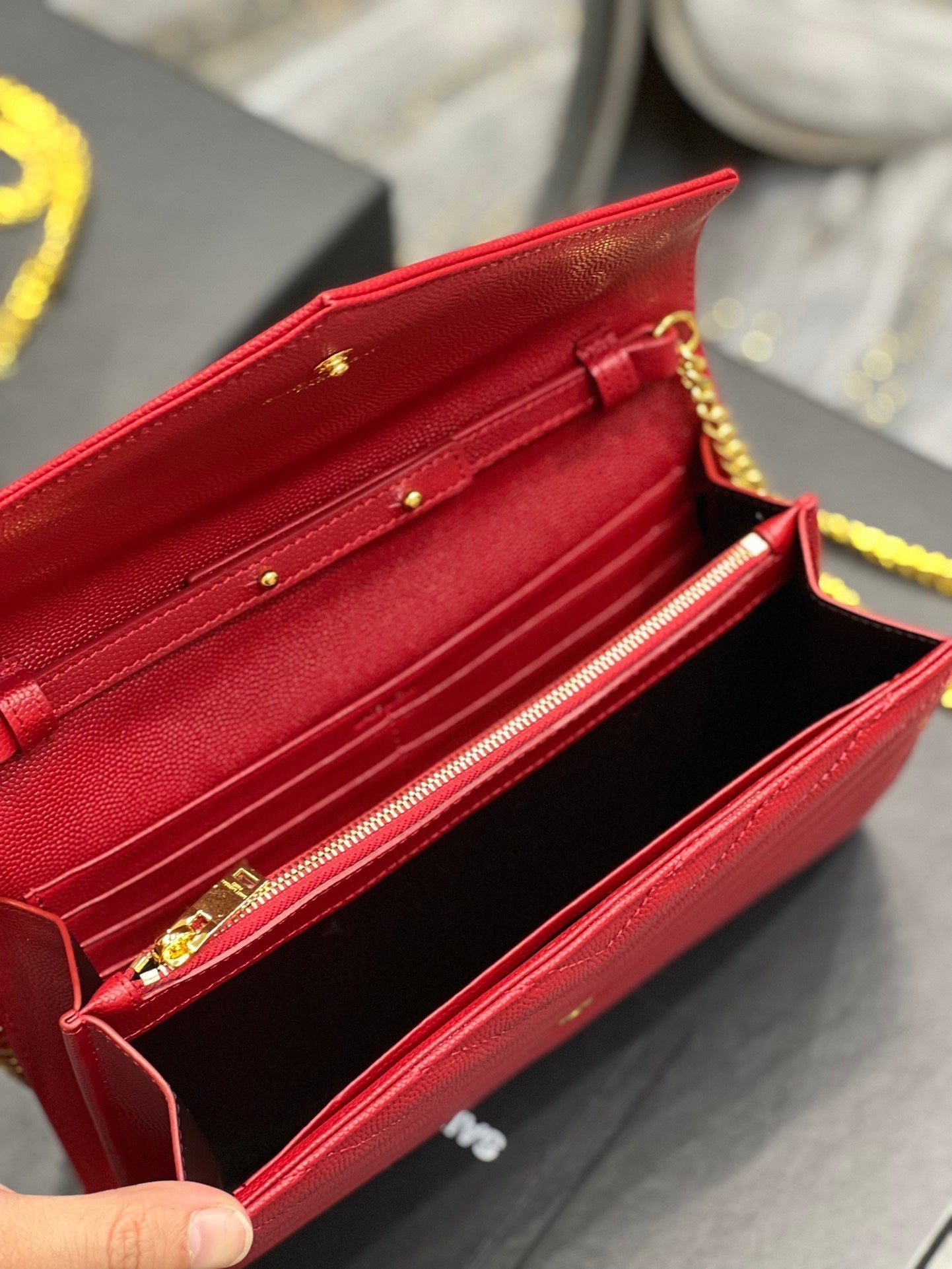 YL WOC 22 RED CHEVERON CAVIAR GOLD HARDWARE mysite