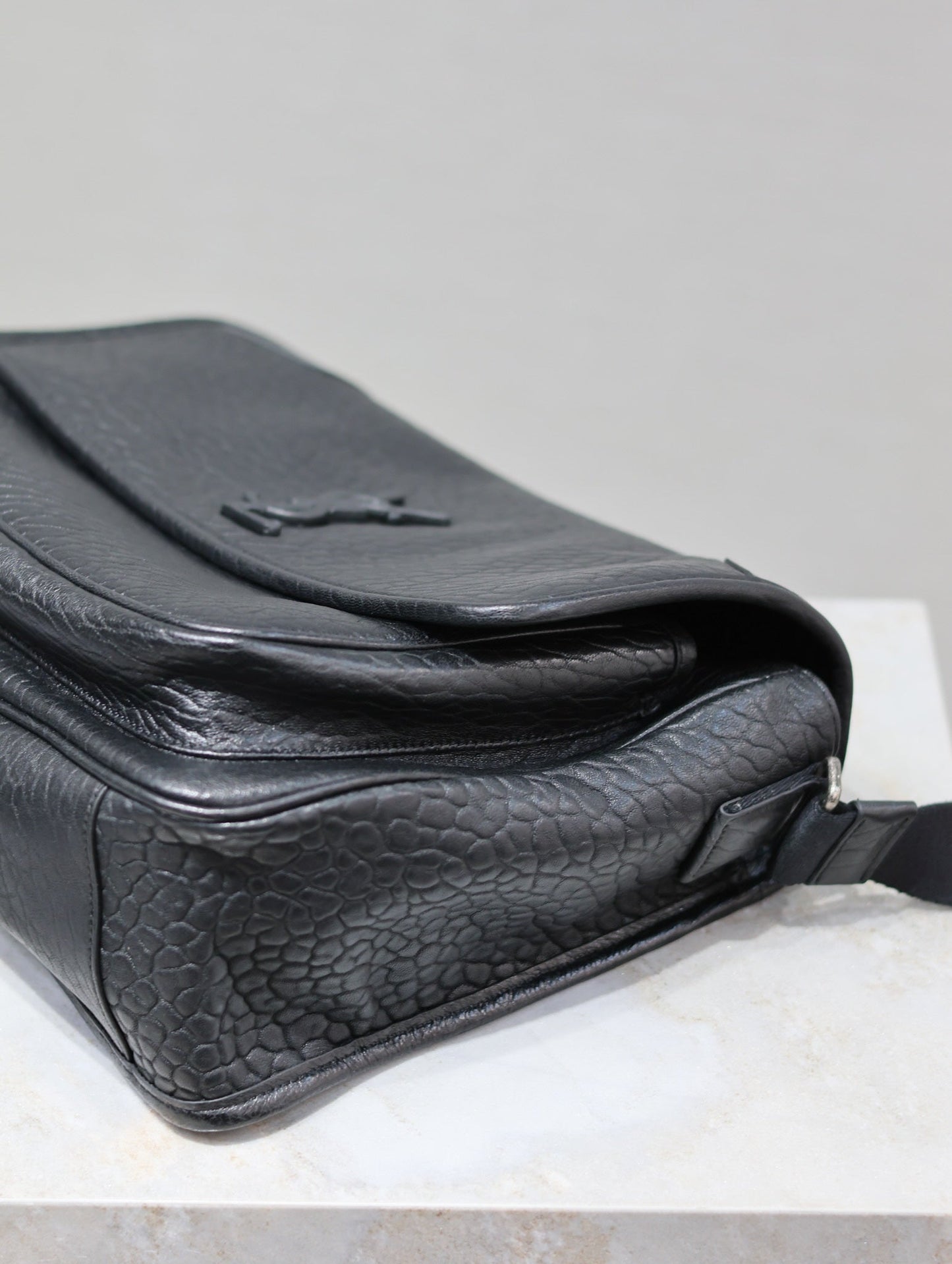 NIKI LARGE 32 IN BLACK ELEPHANT PATTERN LAMBSKIN mysite