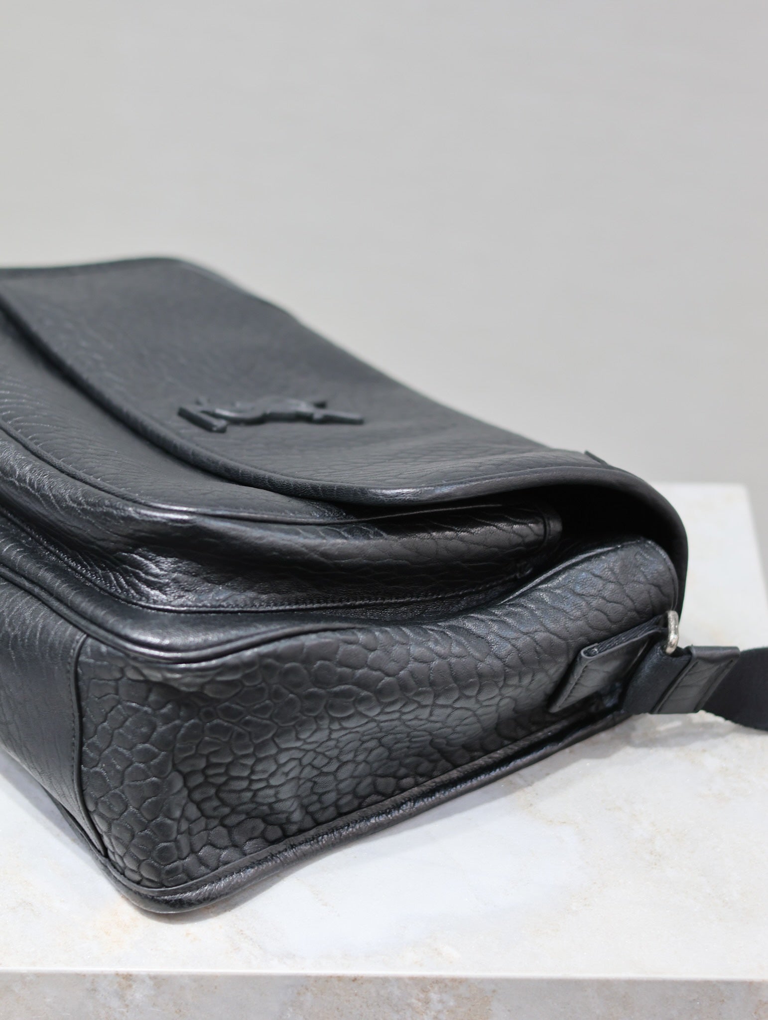 NIKI LARGE 32 IN BLACK ELEPHANT PATTERN LAMBSKIN mysite