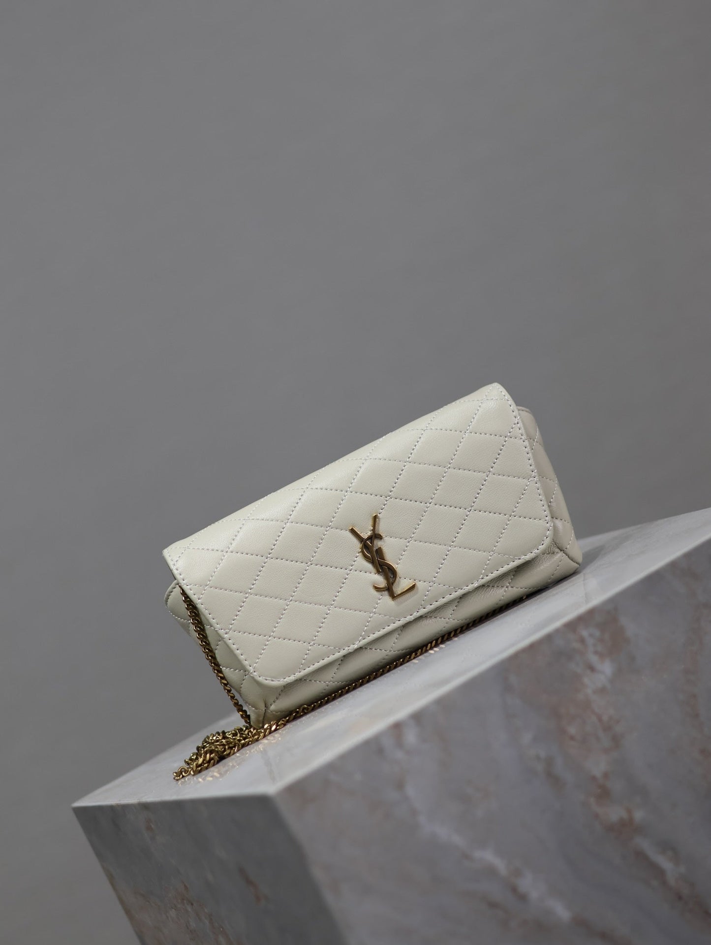 Prada Gaby Phone Bag 19cm White Quilted Leather GHW mysite