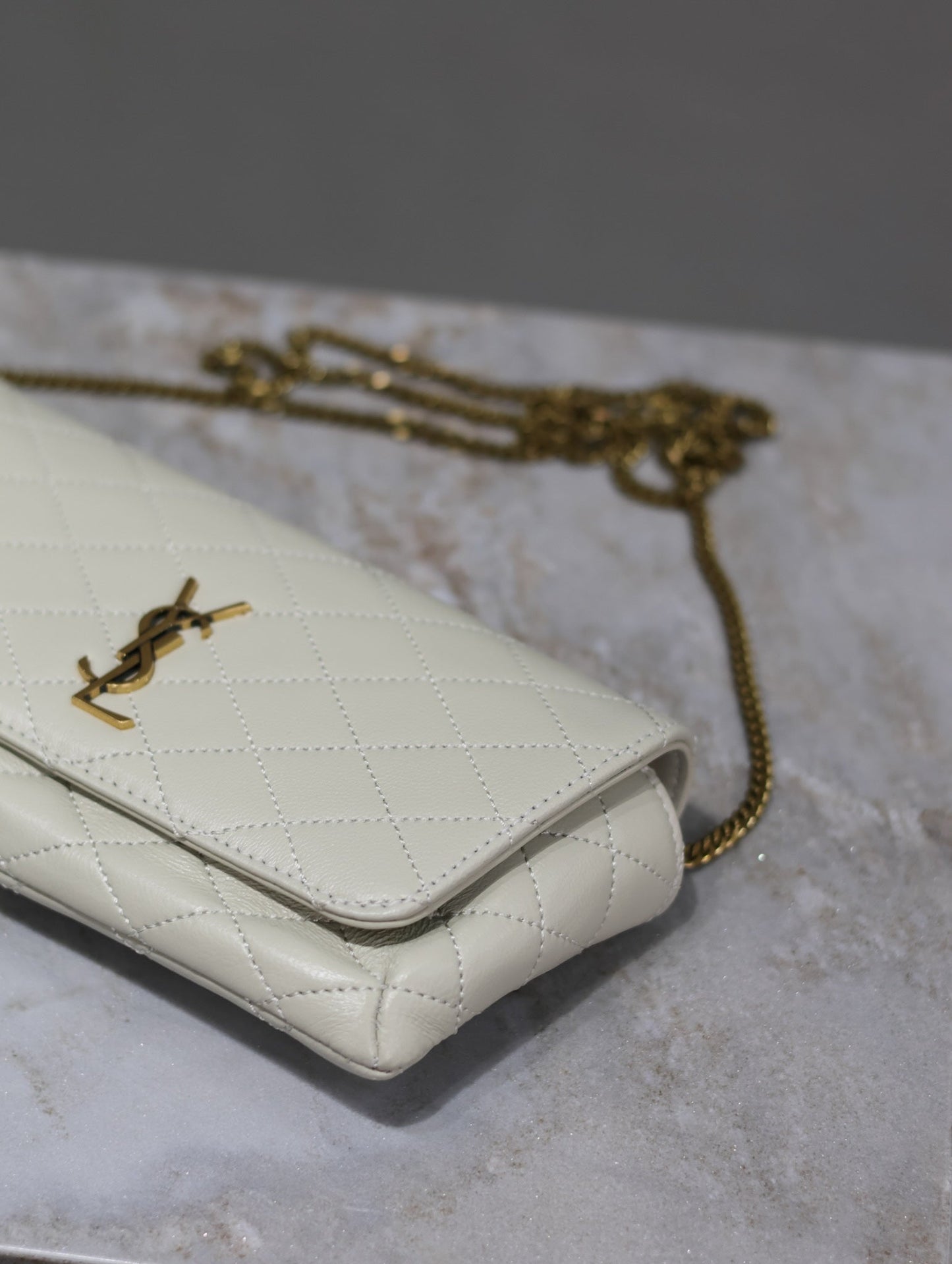 Prada Gaby Phone Bag 19cm White Quilted Leather GHW mysite
