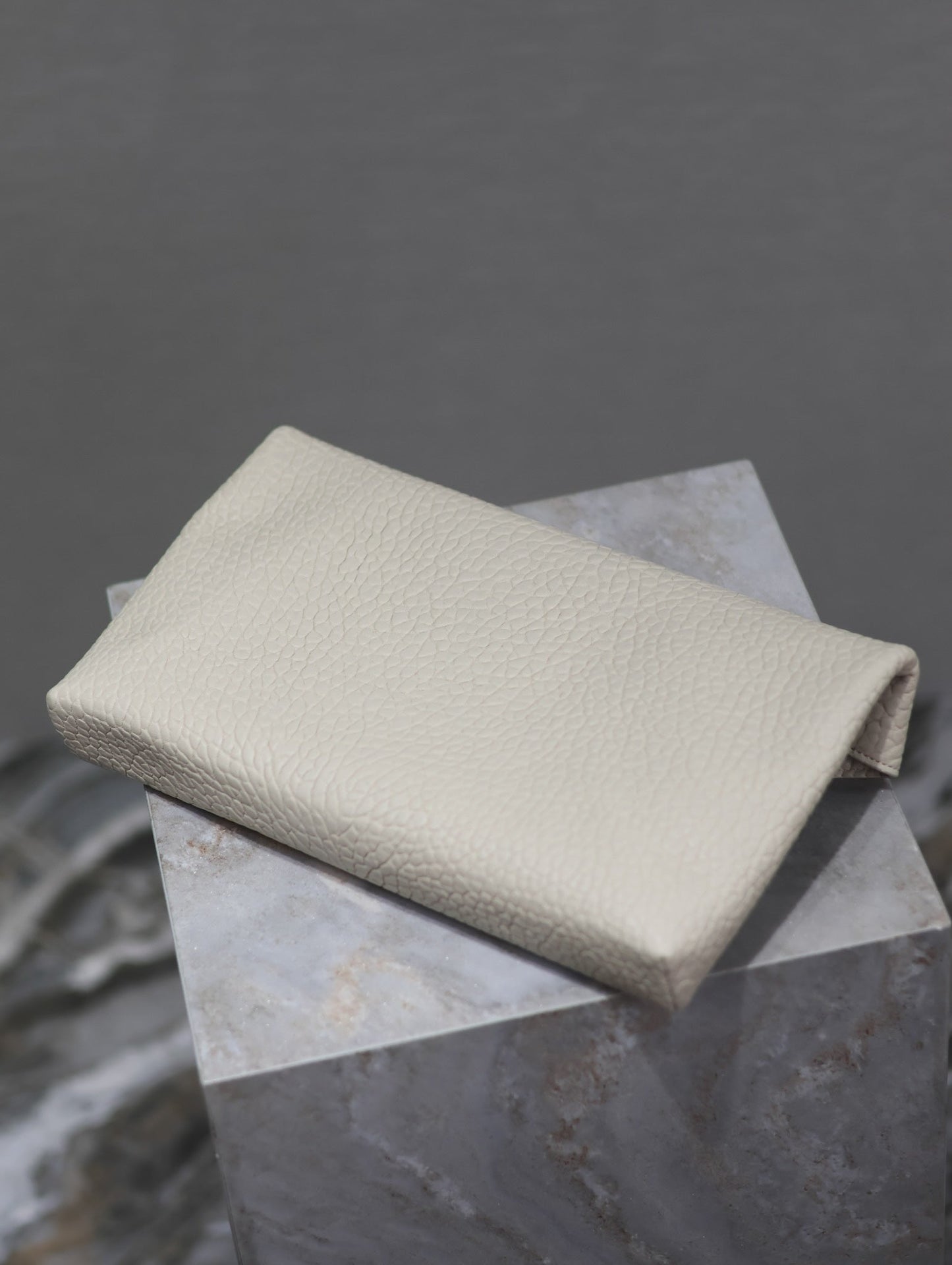 YSL WHITE LAMBSKIN CLUTCH 225388 mysite