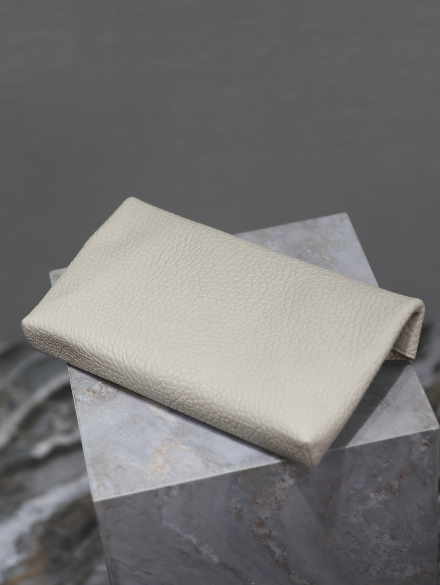 YSL WHITE LAMBSKIN CLUTCH 225388 mysite