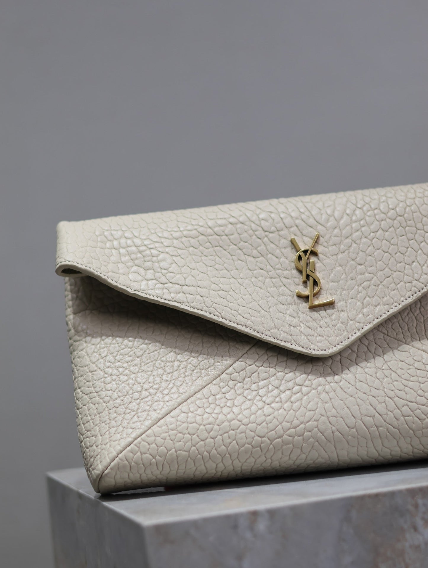 YSL WHITE LAMBSKIN CLUTCH 225388 mysite