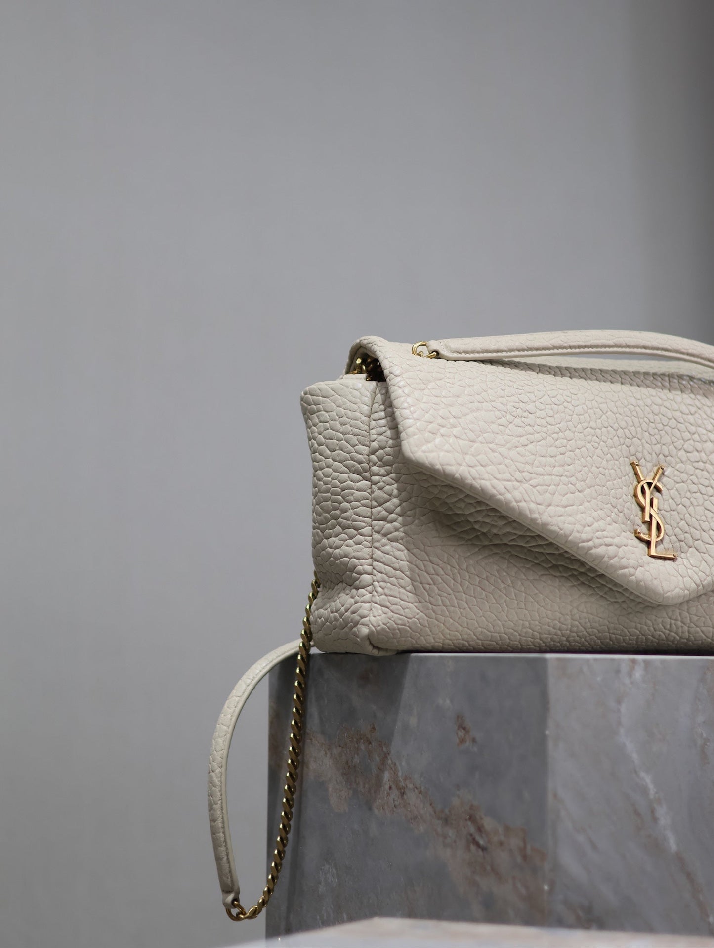CALYPSO BAG 35 IN WHITE LAMBSKIN GOLD HARDWARE mysite
