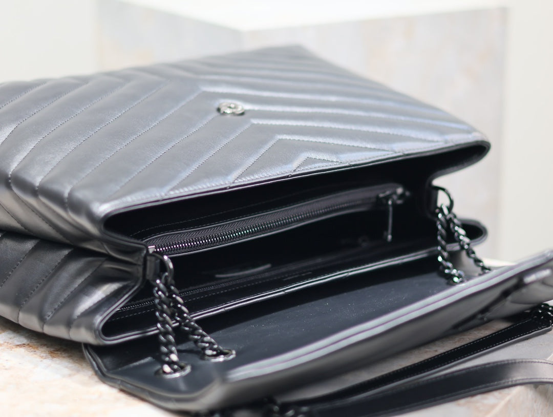 LOULOU LARGE 36 IN BLACK QUILTED CALFSKIN BLACK HARDWARE mysite