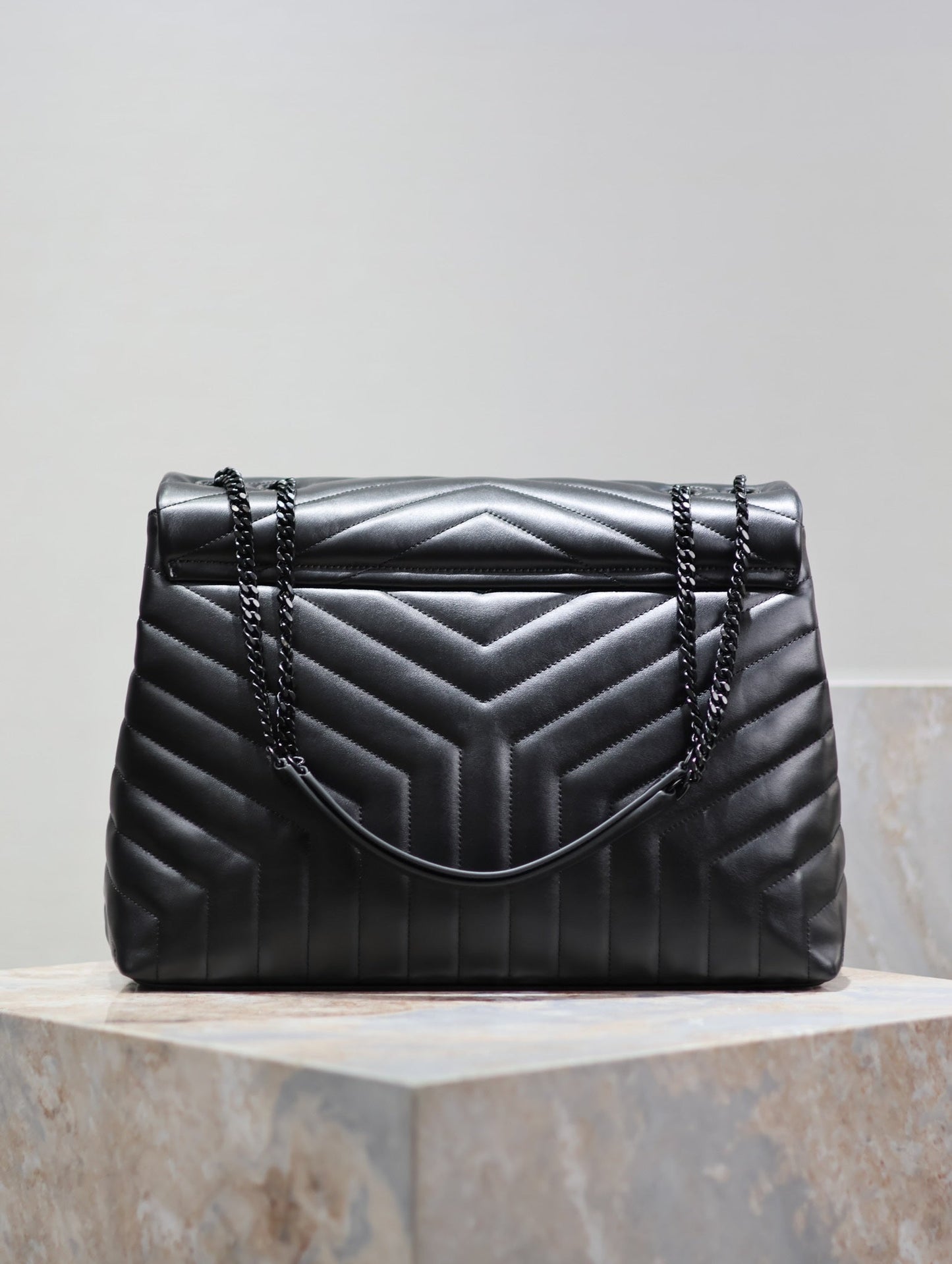 LOULOU LARGE 36 IN BLACK QUILTED CALFSKIN BLACK HARDWARE mysite