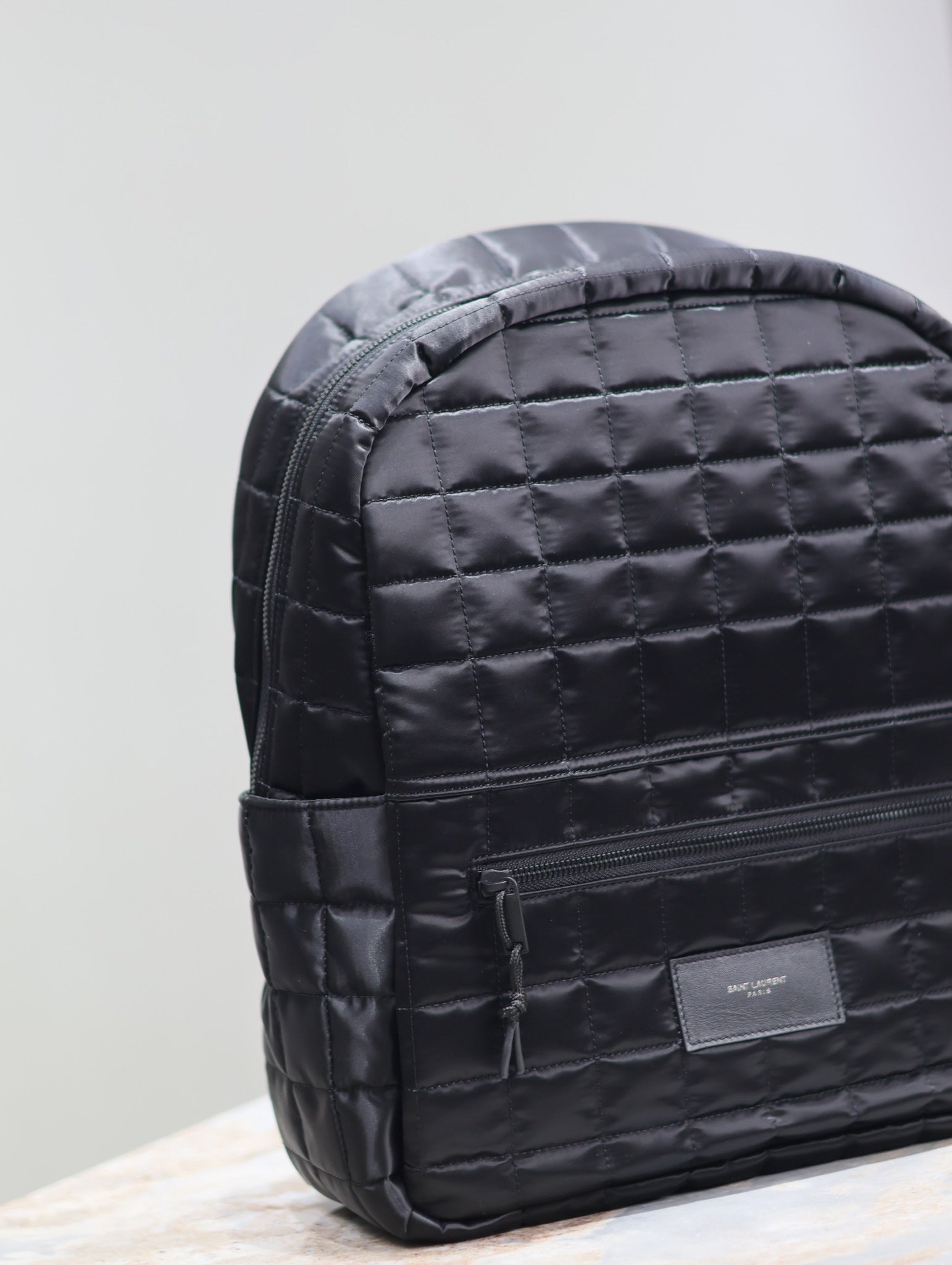 BACKPACK 37 IN BLACK PLAID NYLON mysite