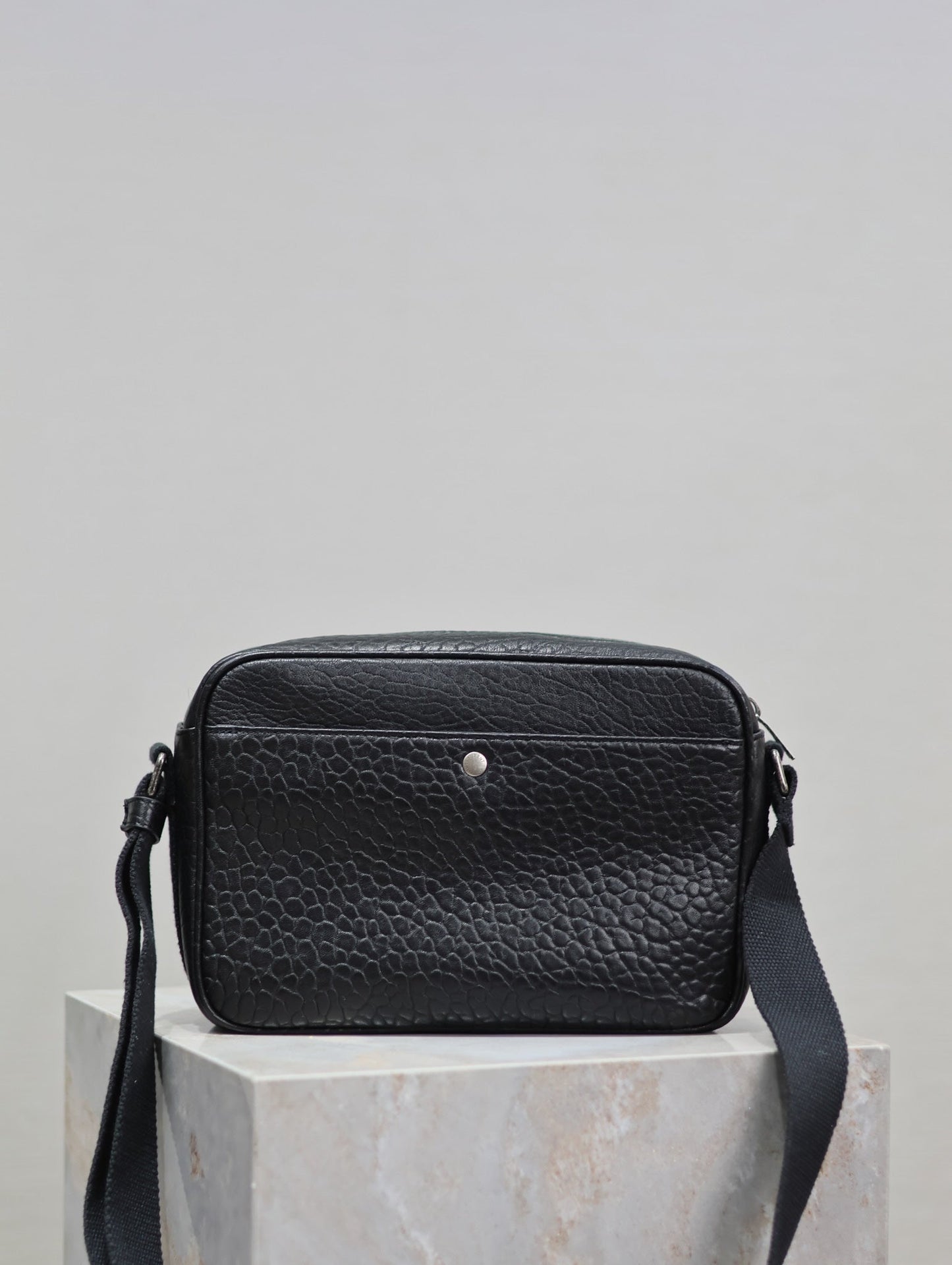 CITY CAMERA BAG 24 IN BLACK ELEPHANT PATTERN LAMBSKIN mysite
