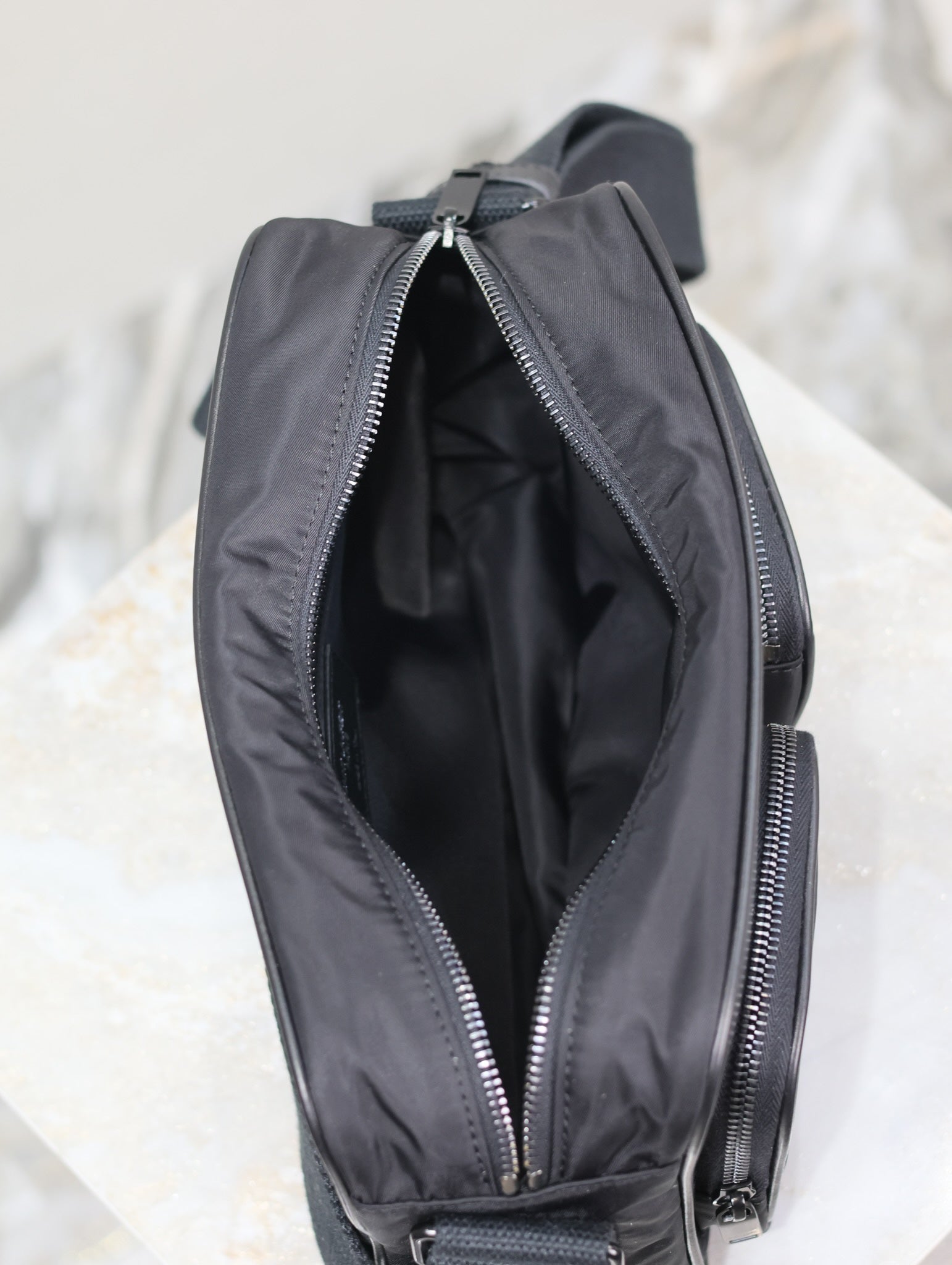 CITY CAMERA BAG 24 IN BLACK ECONYL mysite