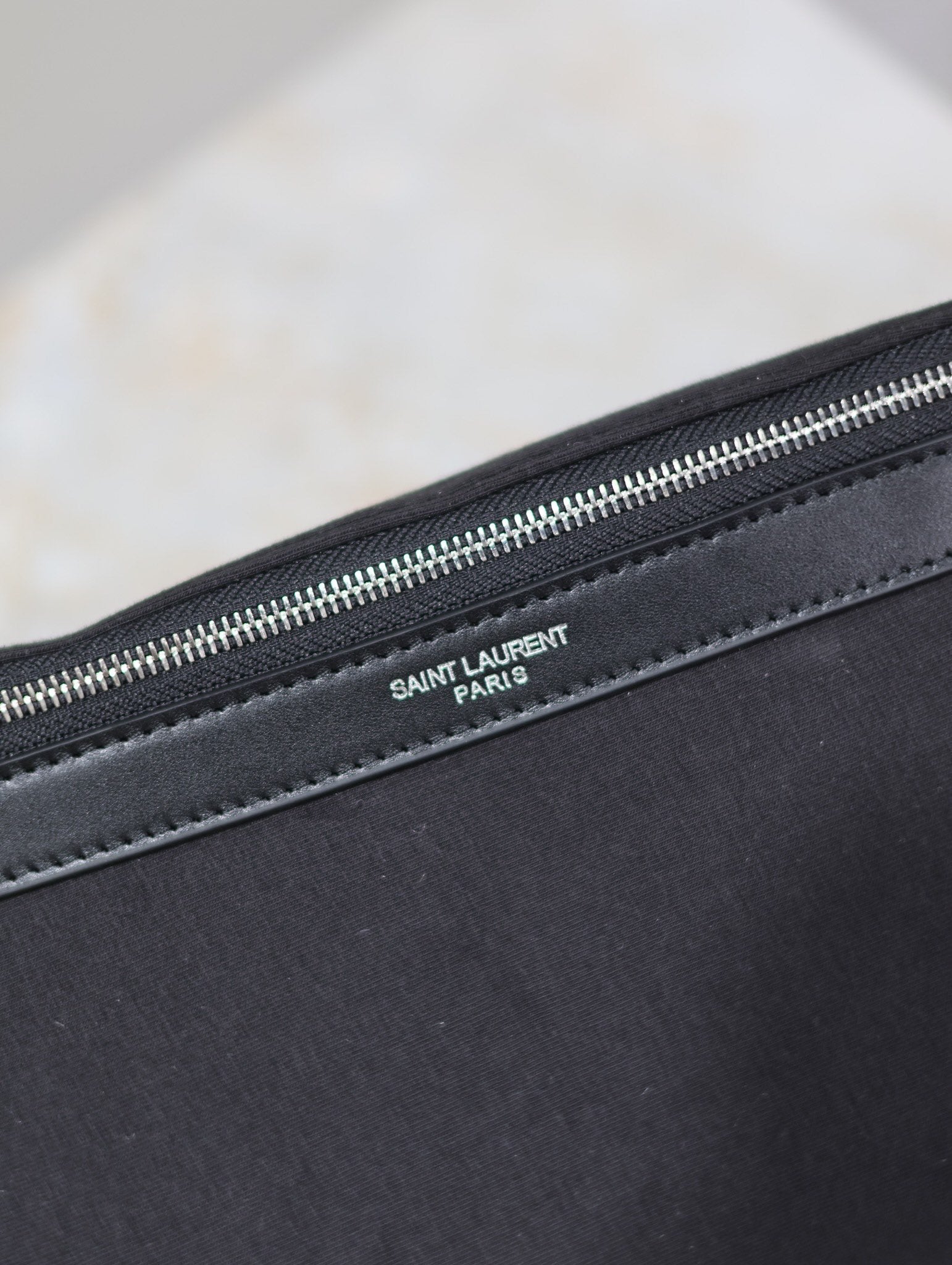 Prada Classic Belt Bag 26cm Black Leather-Trimmed mysite