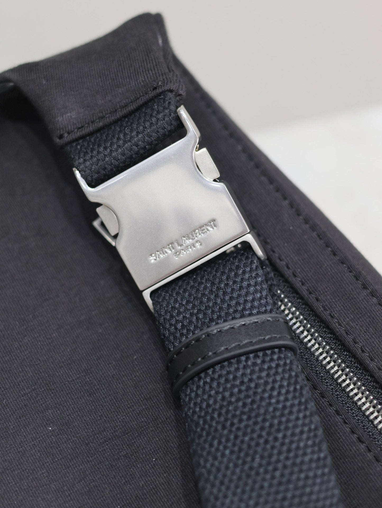 Prada Classic Belt Bag 26cm Black Leather-Trimmed mysite