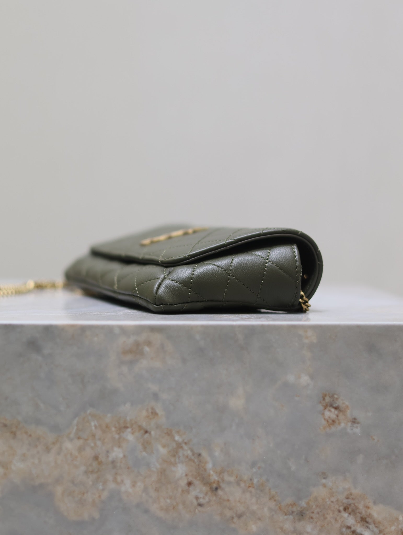 Prada Gaby Phone Bag 19cm Olive Green Quilted Leather mysite