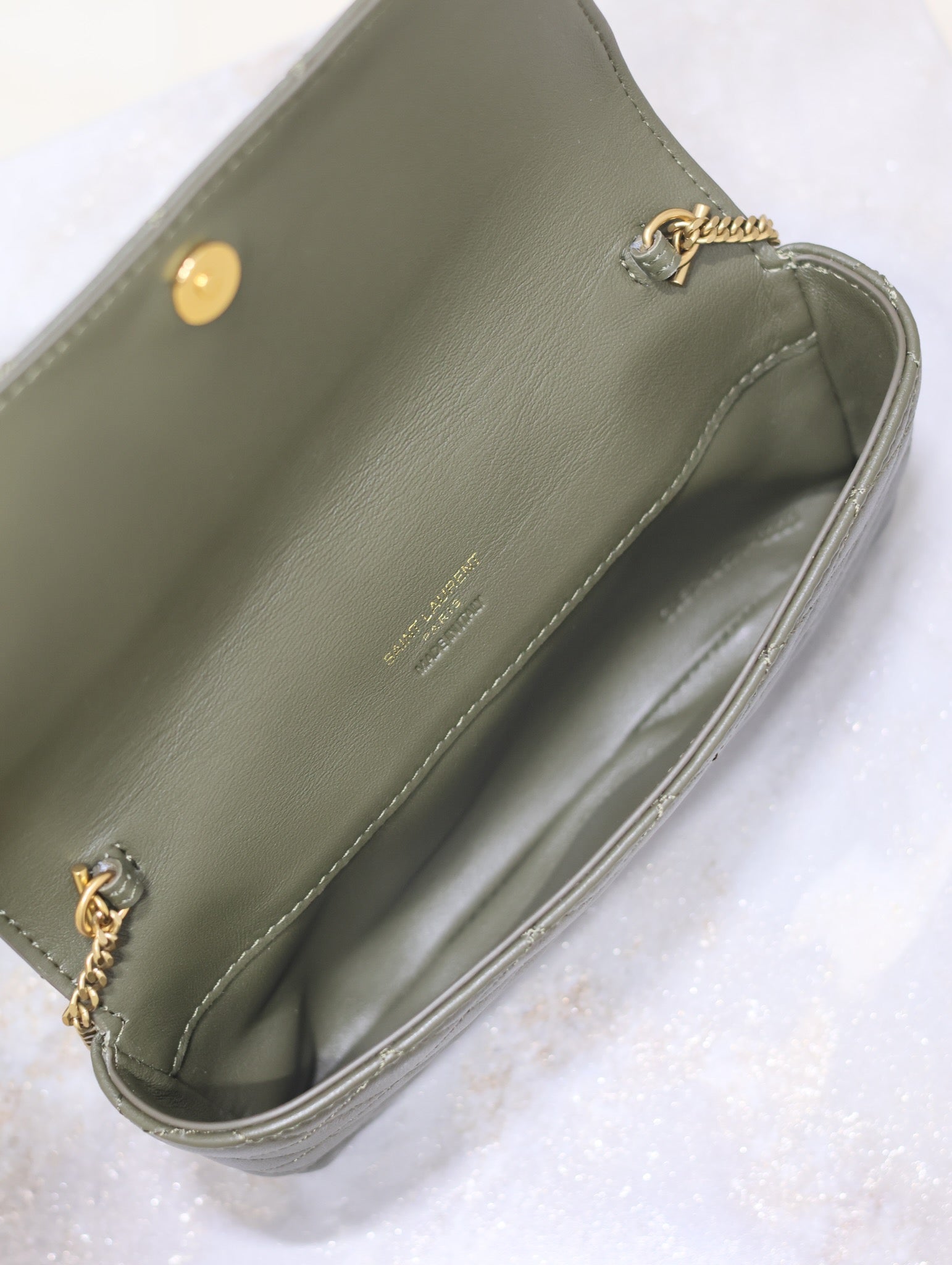 Prada Gaby Phone Bag 19cm Olive Green Quilted Leather mysite