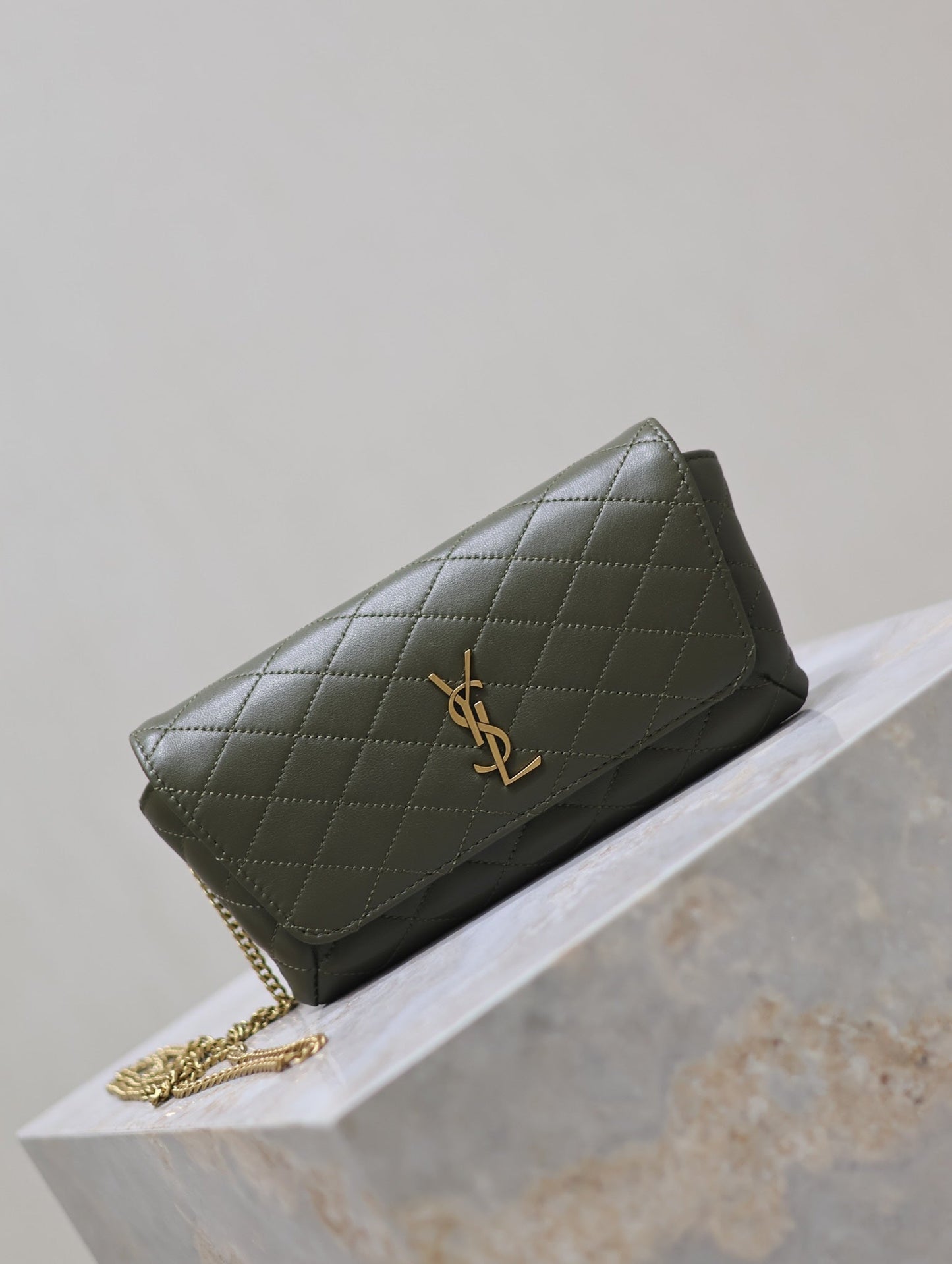 Prada Gaby Phone Bag 19cm Olive Green Quilted Leather mysite