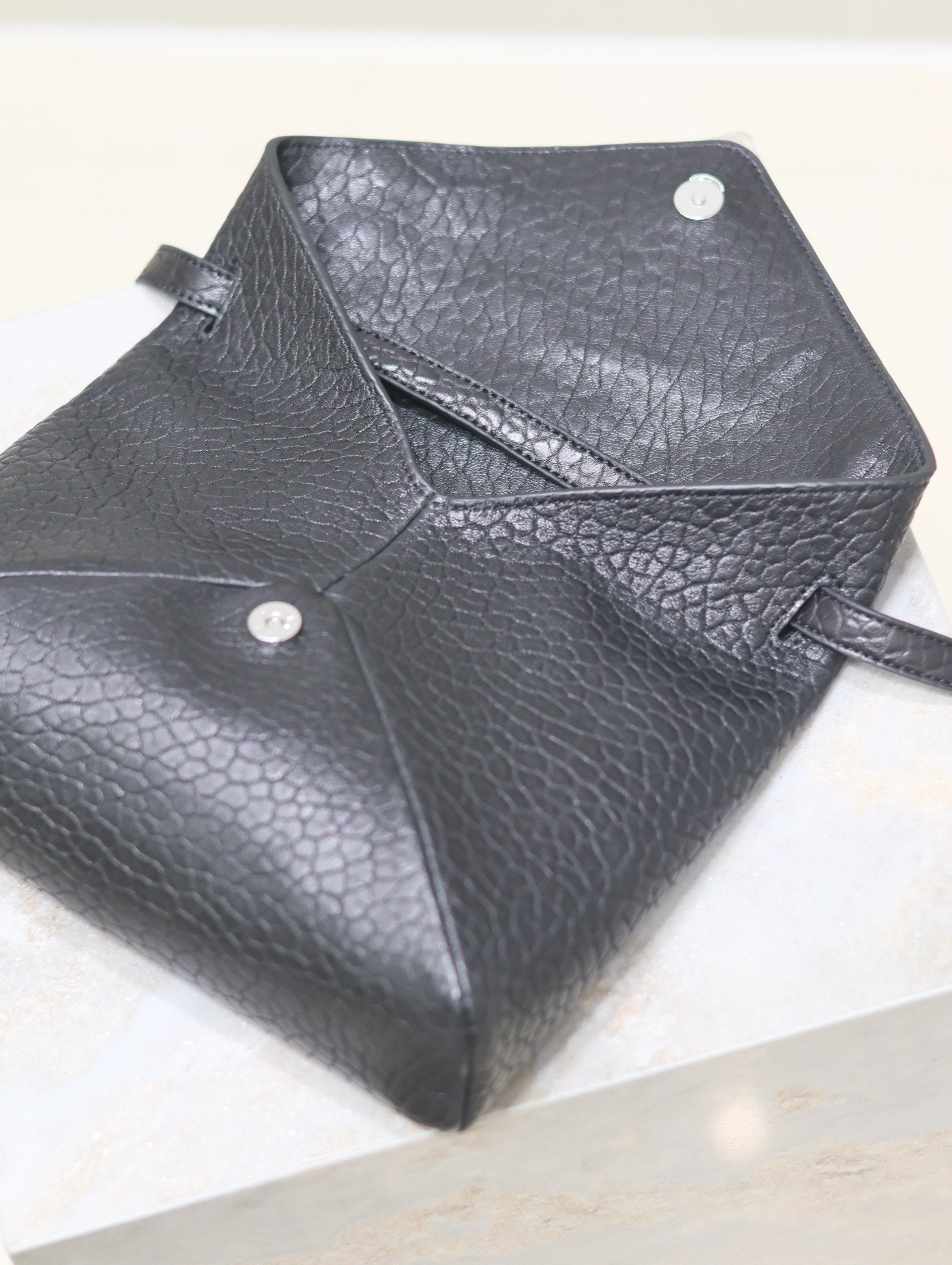ENVELOPE CHAIN BAG 23 IN BLACK ELEPHANT TEXTURE LAMBSKIN SILVER LOGO mysite