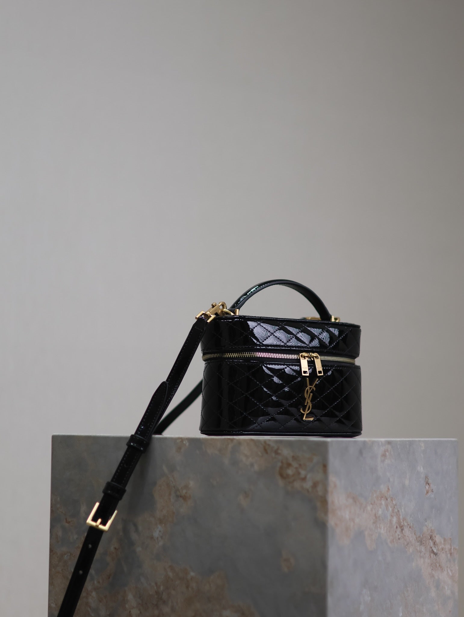 GABY MINI VANITY 18 IN BLACK GLOSSY LAMBSKIN GOLD HARDWARE mysite
