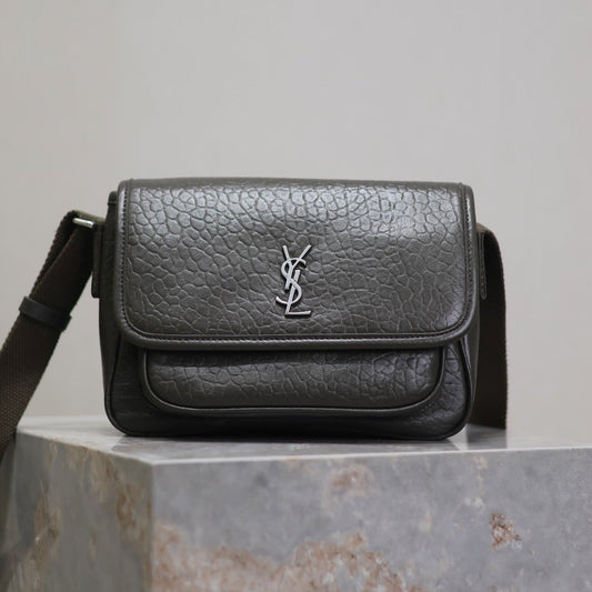 NIKI BABY 22 IN UNIFORM GREEN LAMBSKIN SILVER LOGO mysite