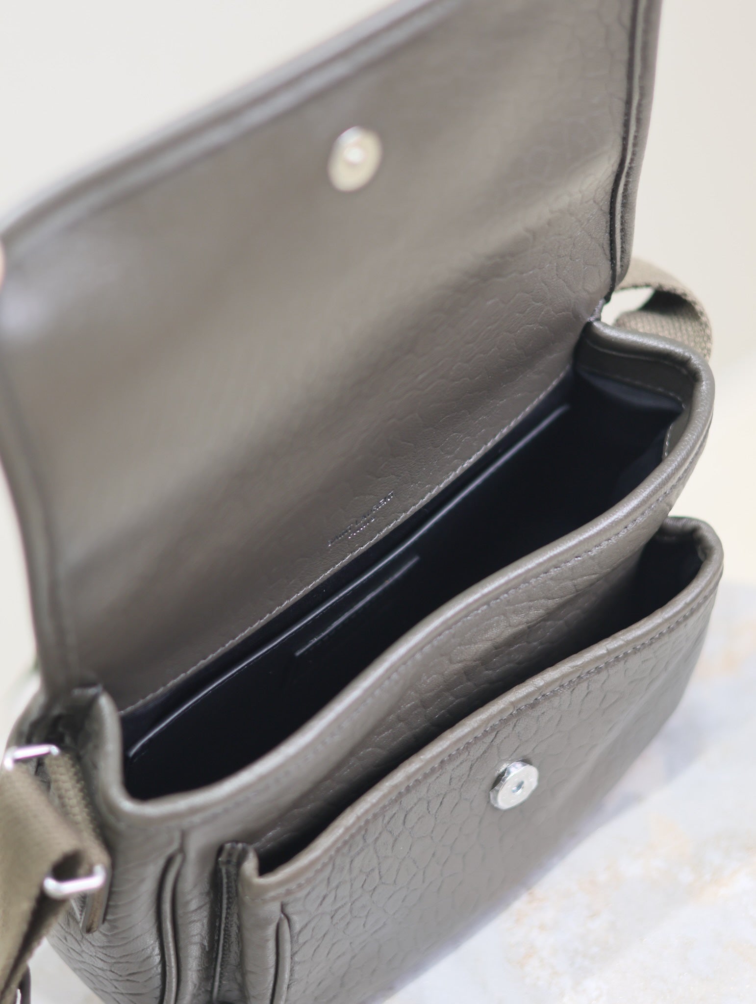 NIKI BABY 22 IN UNIFORM GREEN LAMBSKIN SILVER LOGO mysite