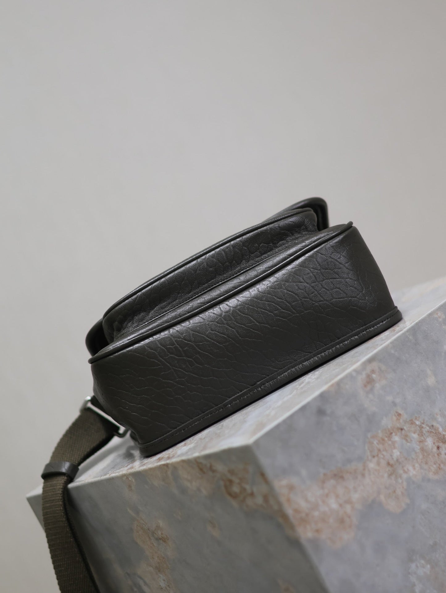 NIKI BABY 22 IN UNIFORM GREEN LAMBSKIN SILVER LOGO mysite