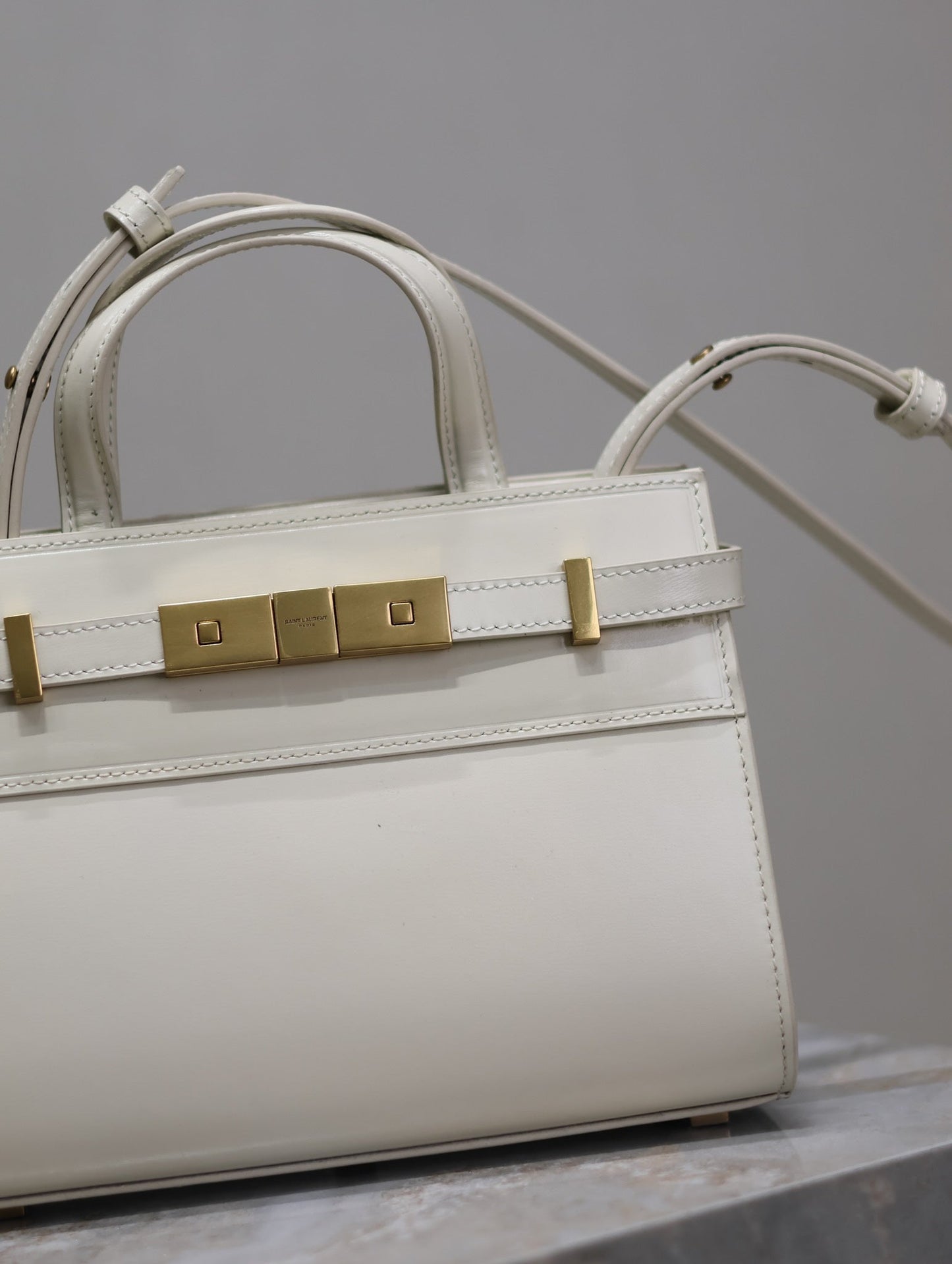 MANHATTAN SMALL TOP HANDLE BAG 21 IN WHITE CALFSKIN GOLD HARDWARE mysite