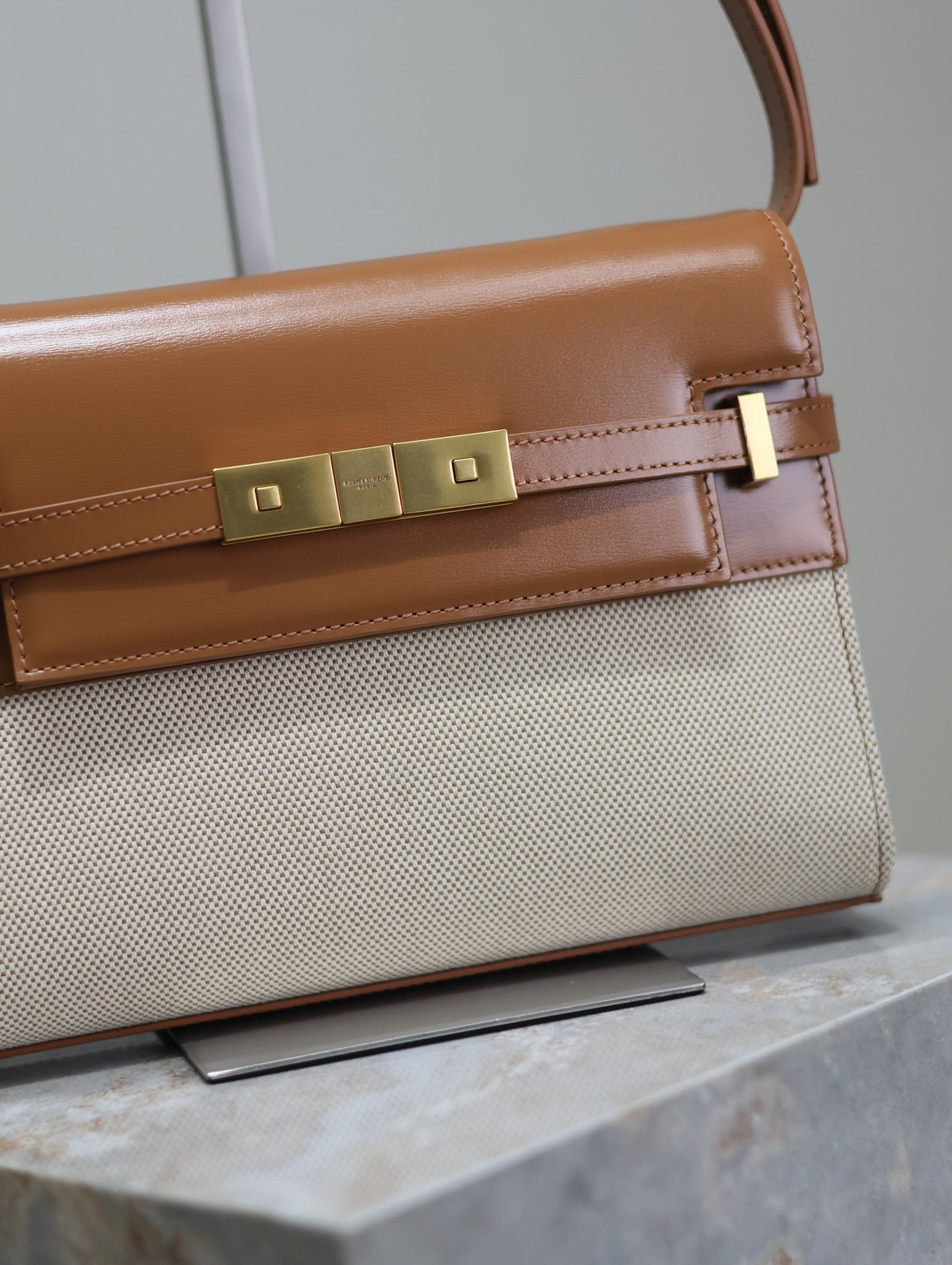 MANHATTAN SMALL 24 IN WHITE CANVAS AND BROWN CALFSKIN GOLD HARDWARE mysite