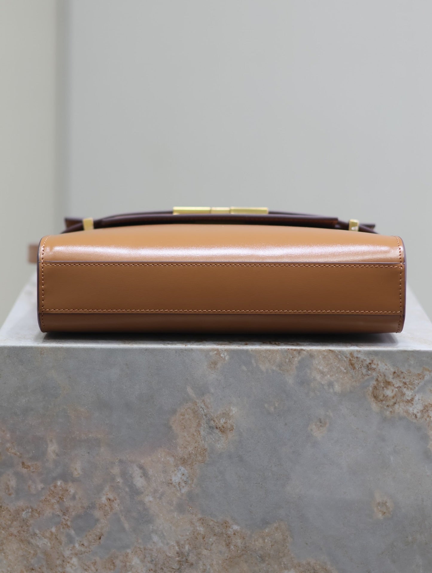 MANHATTAN SMALL 24 IN BRONZE BROWN CALFSKIN GOLD HARDWARE mysite