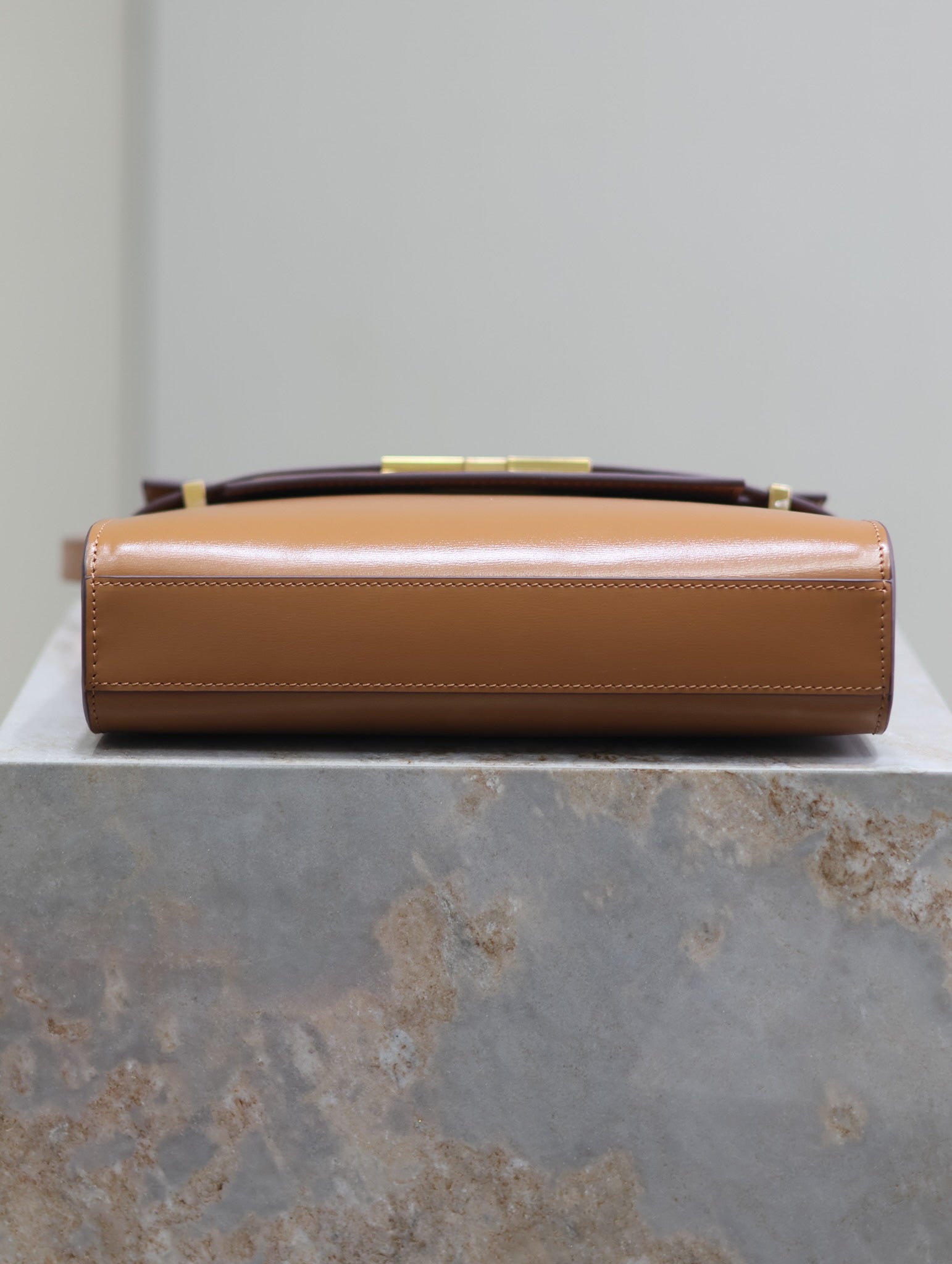 MANHATTAN SMALL 24 IN BRONZE BROWN CALFSKIN GOLD HARDWARE mysite