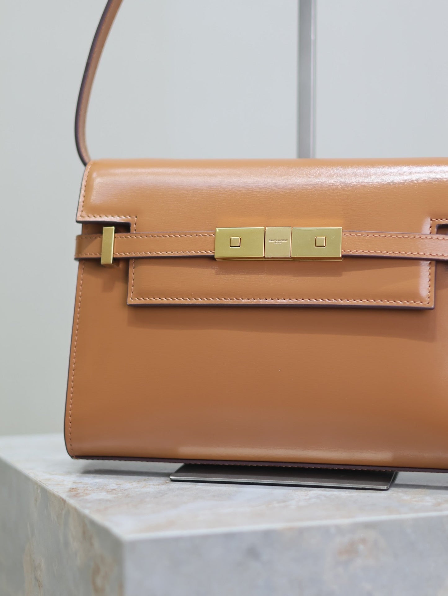 MANHATTAN SMALL 24 IN BRONZE BROWN CALFSKIN GOLD HARDWARE mysite