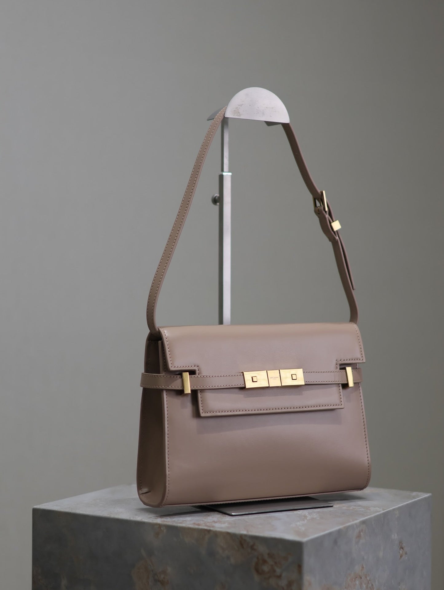 MANHATTAN SMALL 24 IN DARK BEIGE SMOOTH LAMBSKIN GOLD HARDWARE mysite