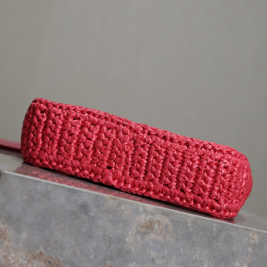 LE 5 À 7 BAG  19 IN MAGENTA PINK WOVEN RAFFIA mysite