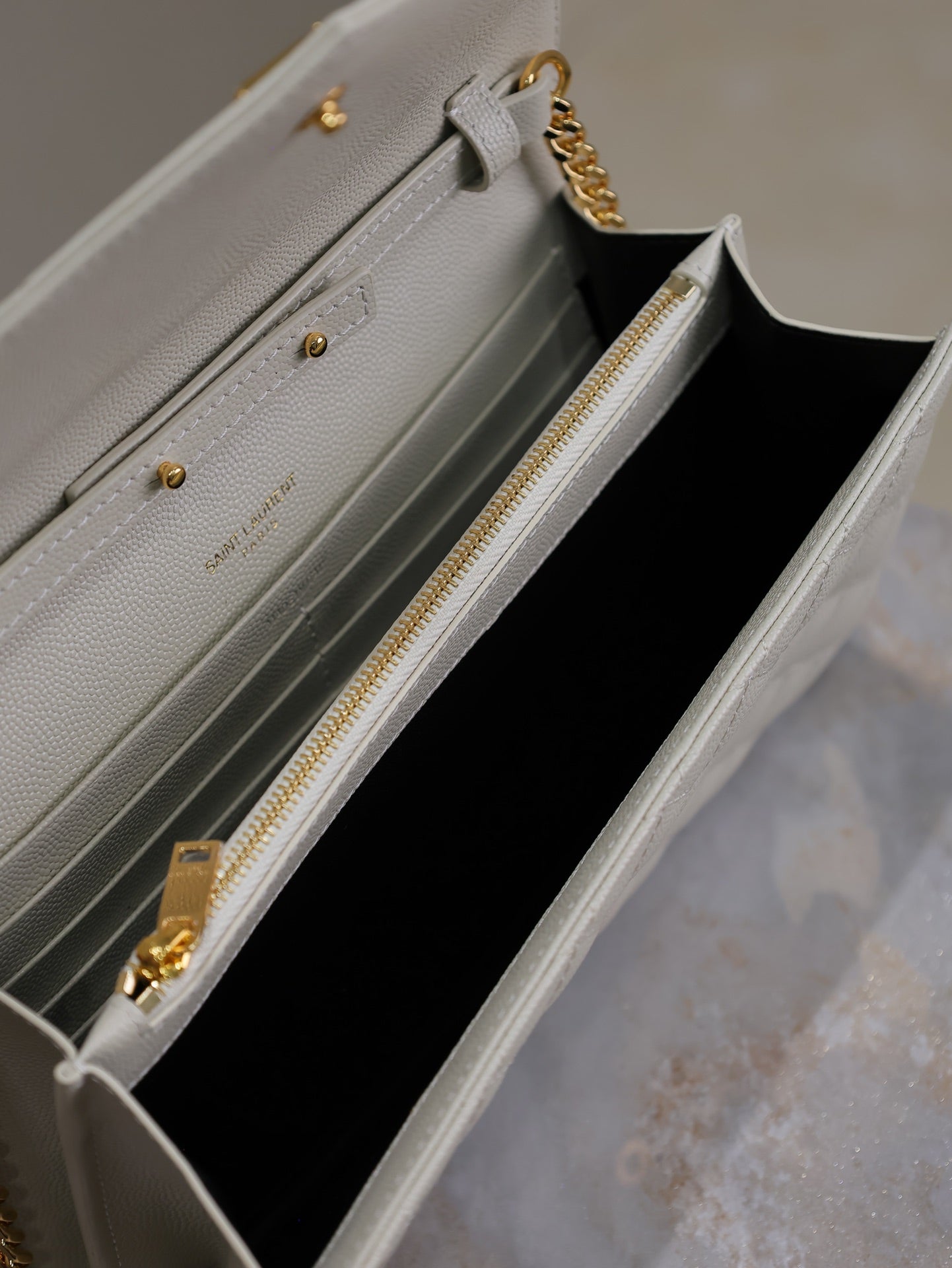 ENVELOPE CHAIN BAG 22 IN WHITE LAMBSKIN GOLD HARDWARE mysite