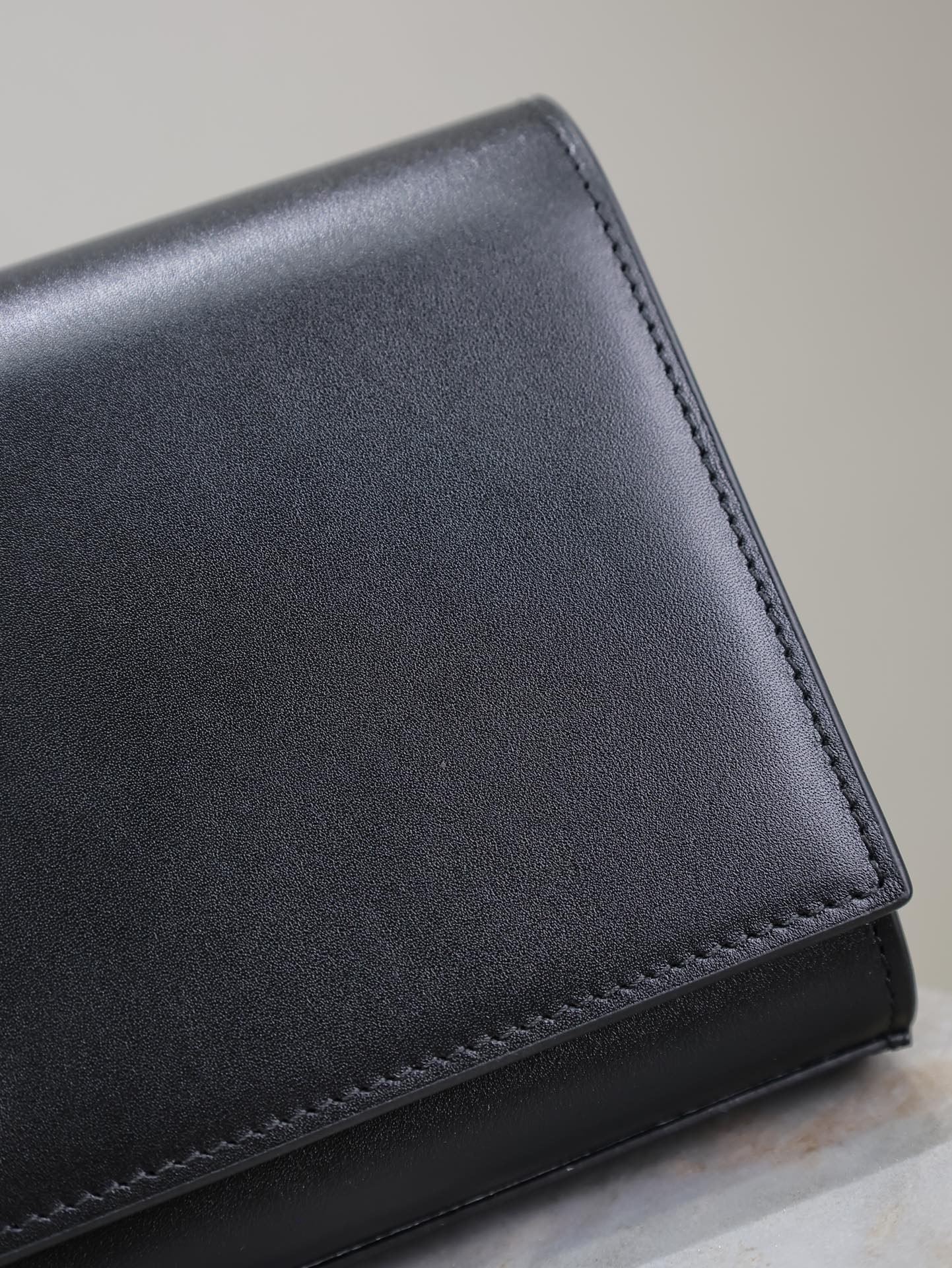 CLASSIC KATE CLUTCH 27 IN BLACK LAMBSKIN GOLD HARDWARE mysite