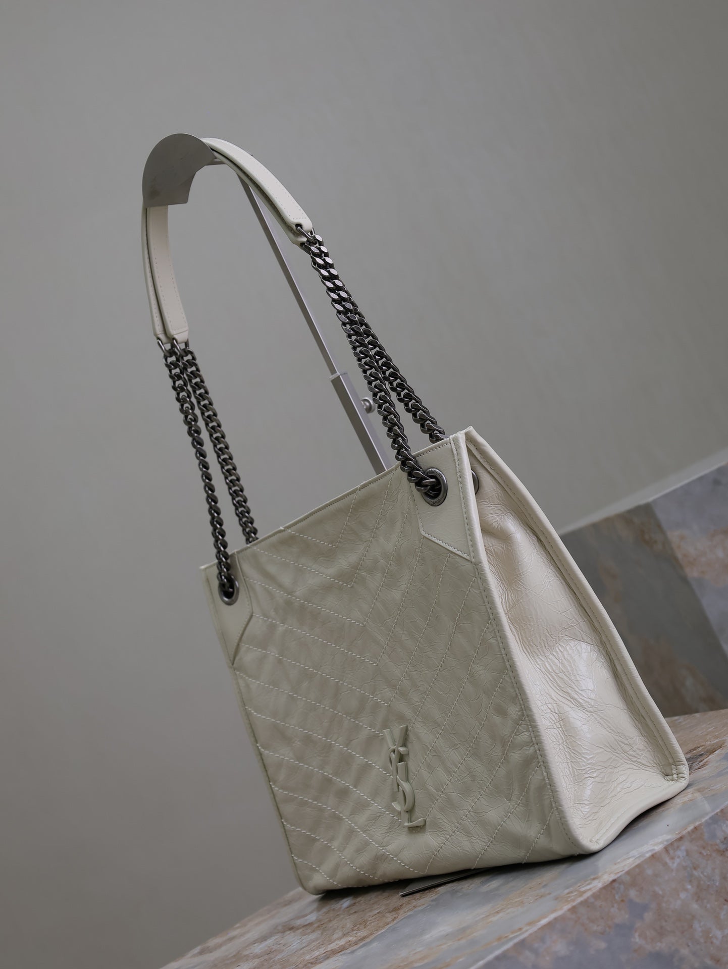 NIKI SHOPPING BAG 33 IN WHITE CRUMPLED CALFSKIN mysite