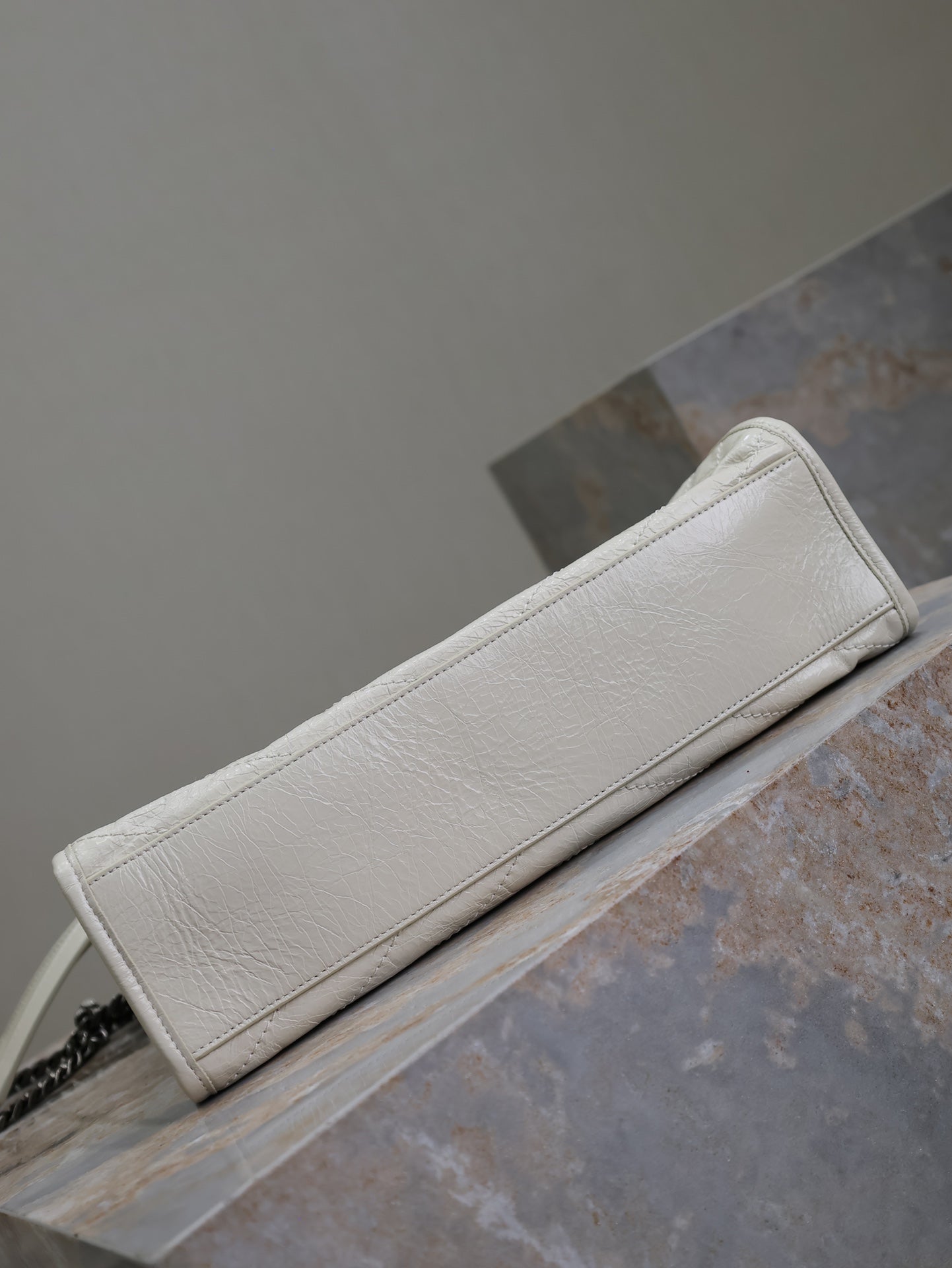 NIKI SHOPPING BAG 33 IN WHITE CRUMPLED CALFSKIN mysite